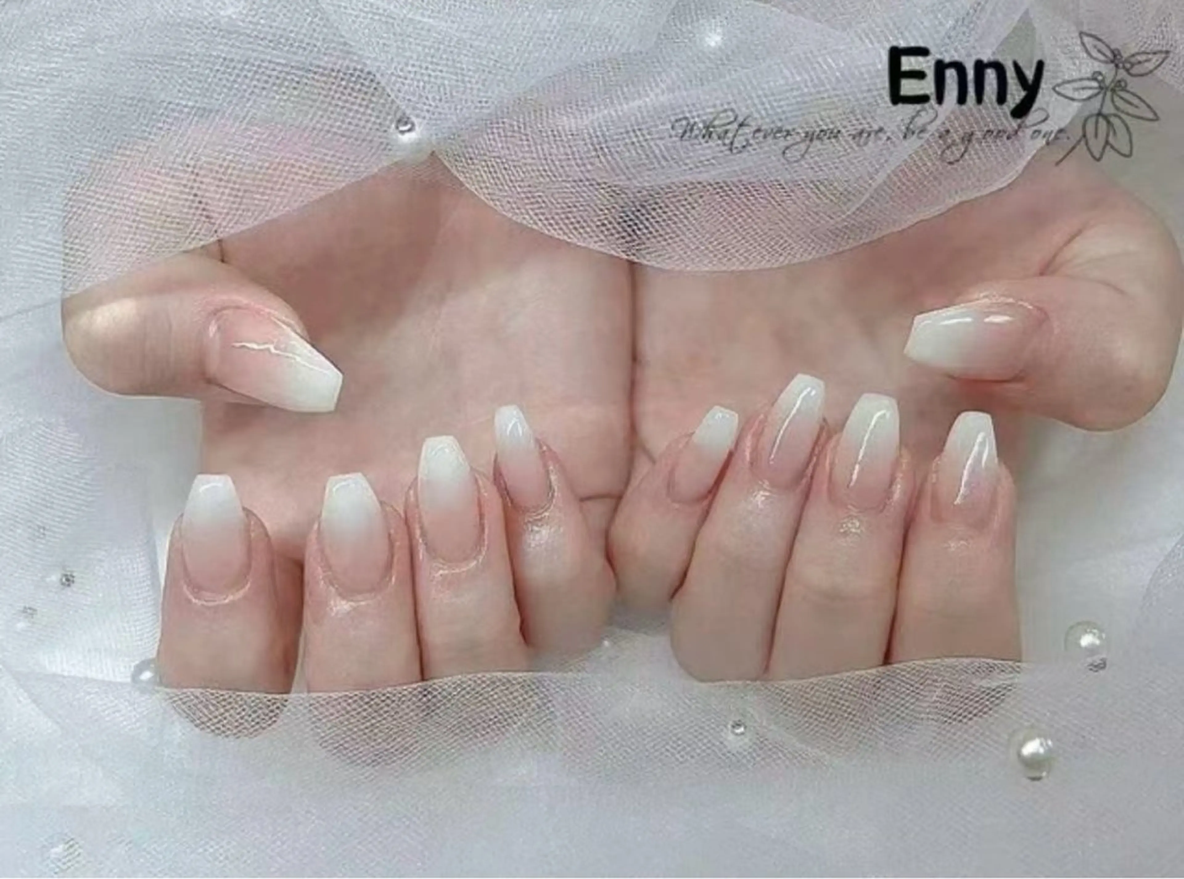 ネイル 長さ出し ハンドネイル ENNY ネイルサロンのネイルデザイン