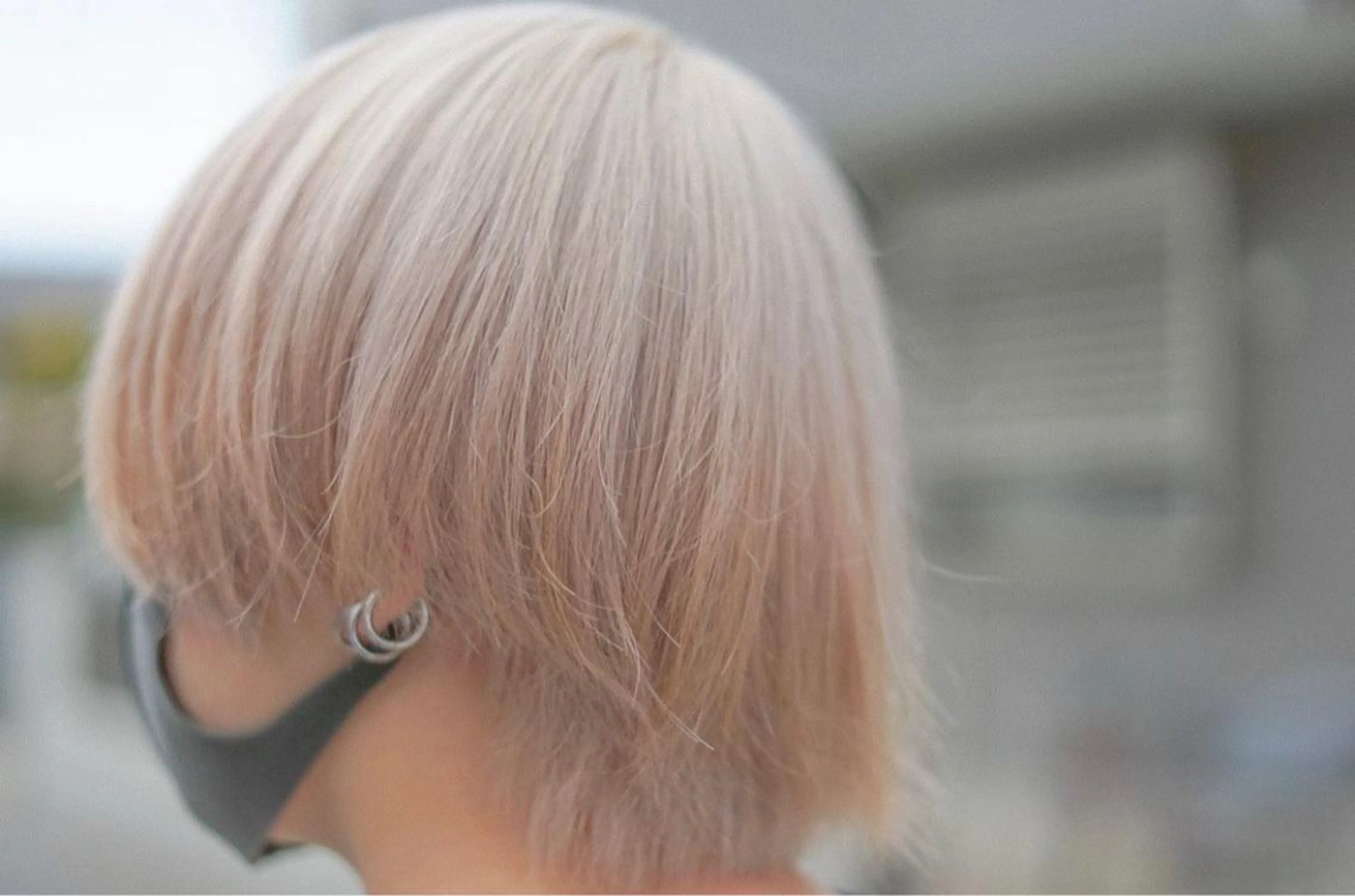 ショート カラー メンズ メンズブリーチ メンズハイトーン ブリーチ ケアブリーチ ハイトーンカラー ケアブリーチ/ ハイトーン/牧野のヘアスタイル