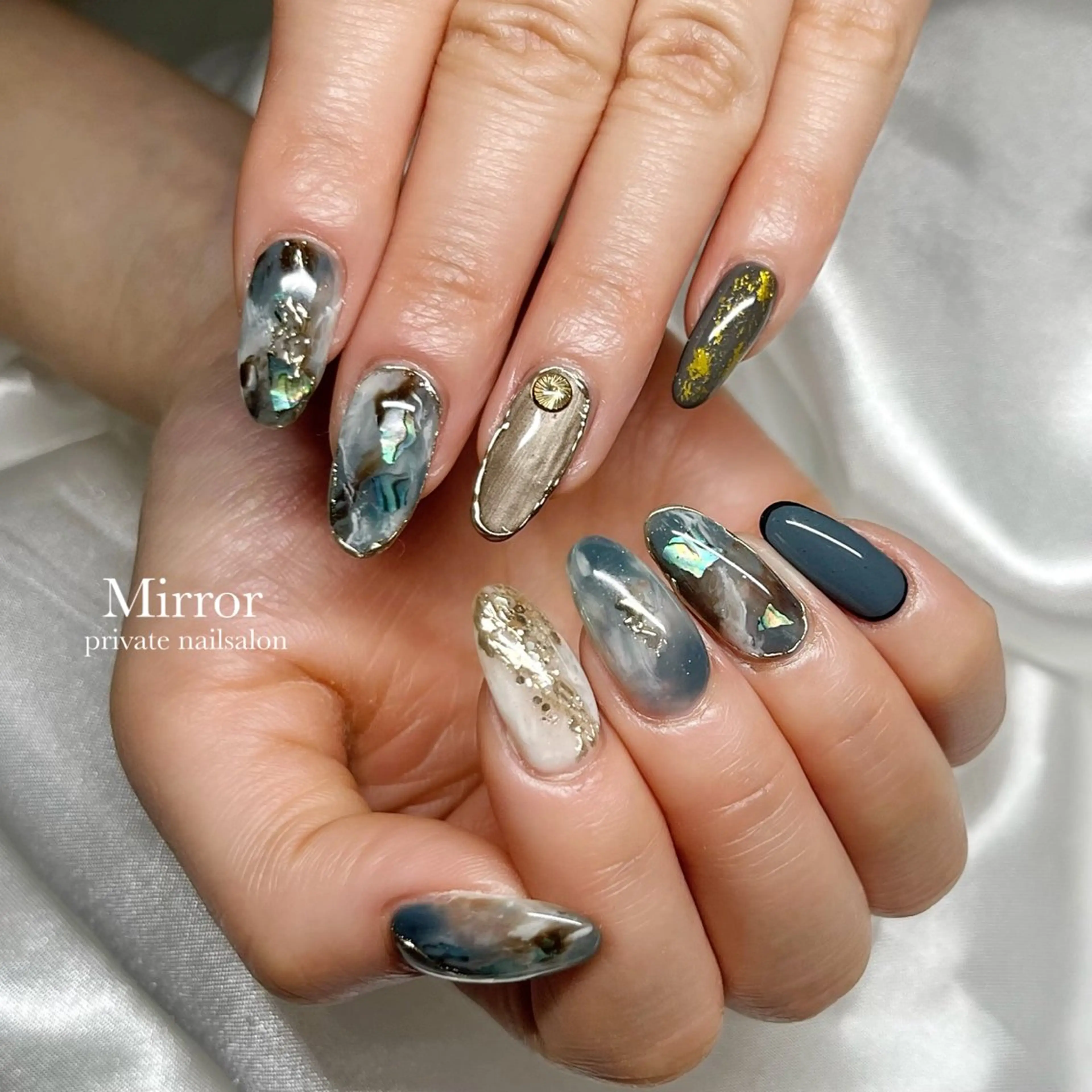 ネイル ハンドネイル nailsalon Mirrorのネイルデザイン