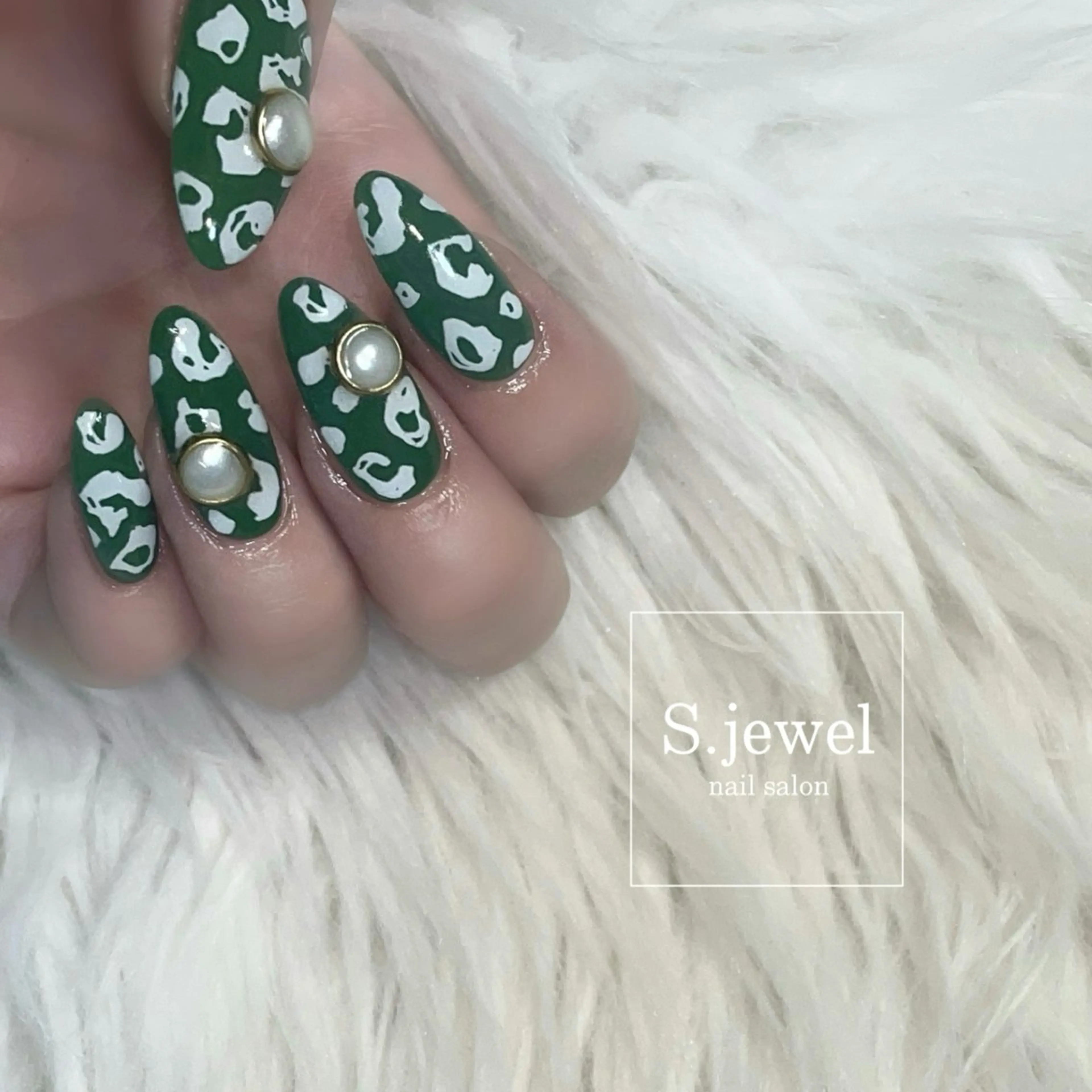 ネイル S♡JEWEL所属・S. JEWELのネイルデザイン