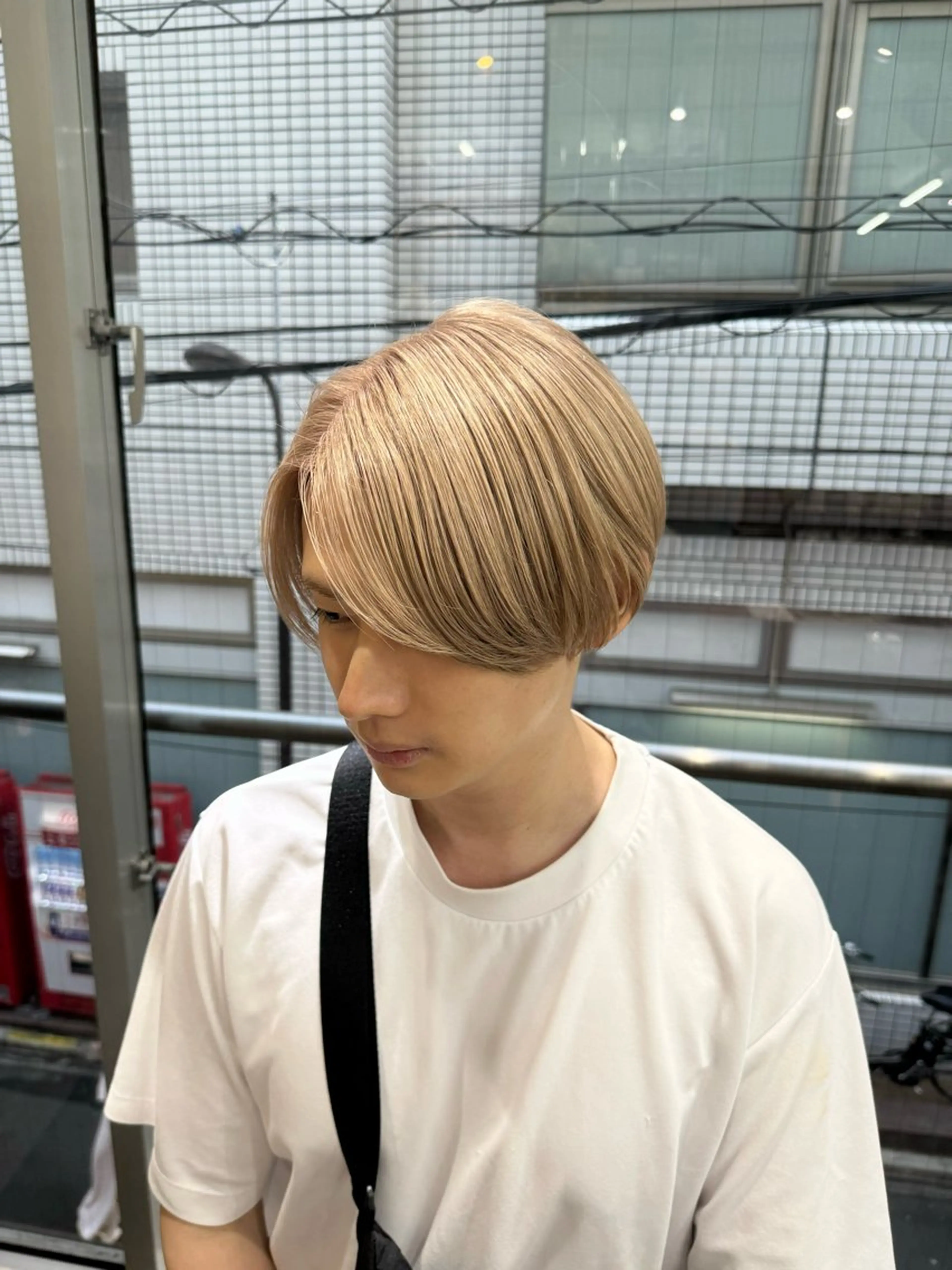 ショート JUNYA 海外ガールヘアのヘアスタイル