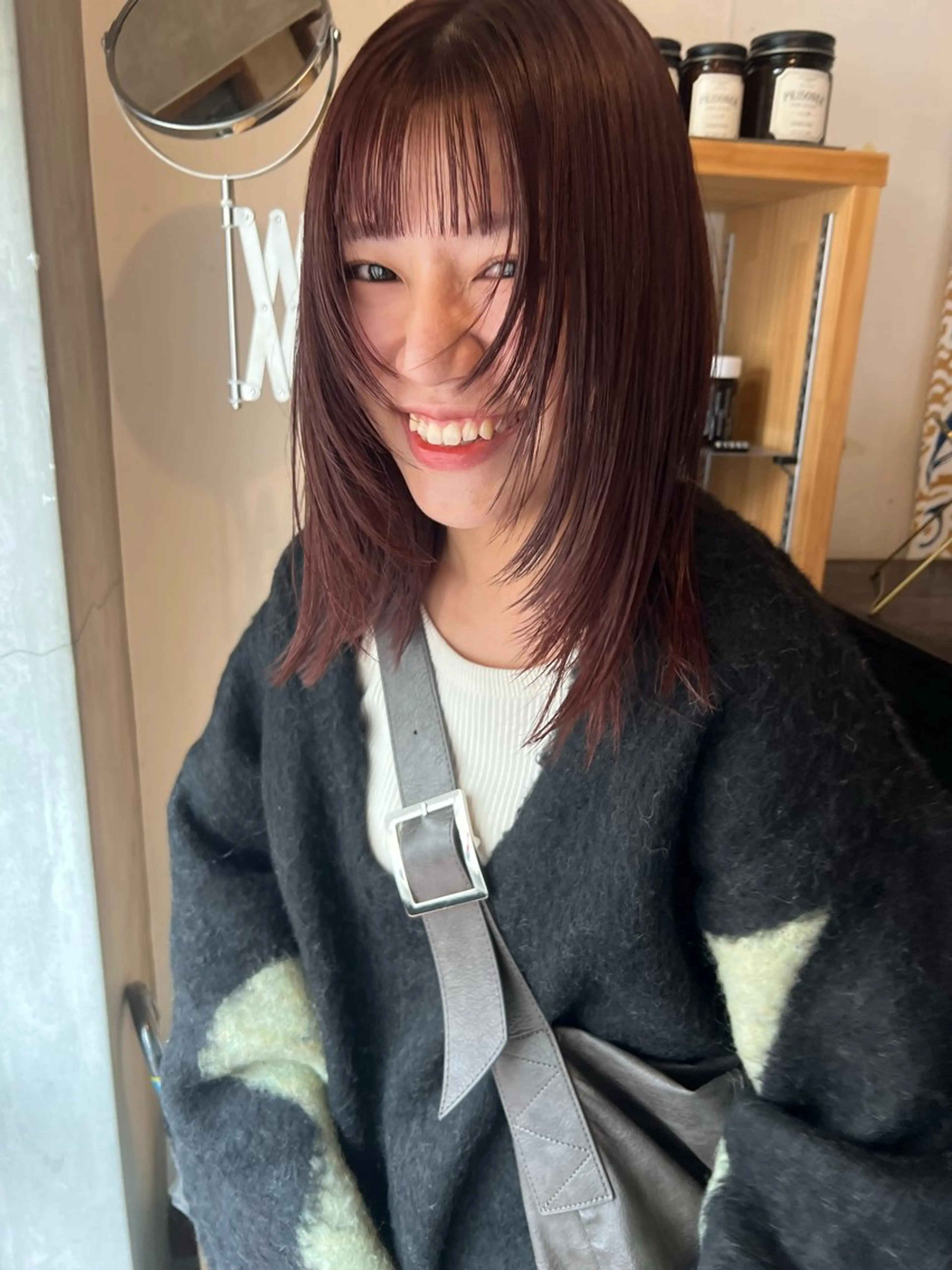 ミディアム カット ヘアカラー 上原 みちるのヘアスタイル