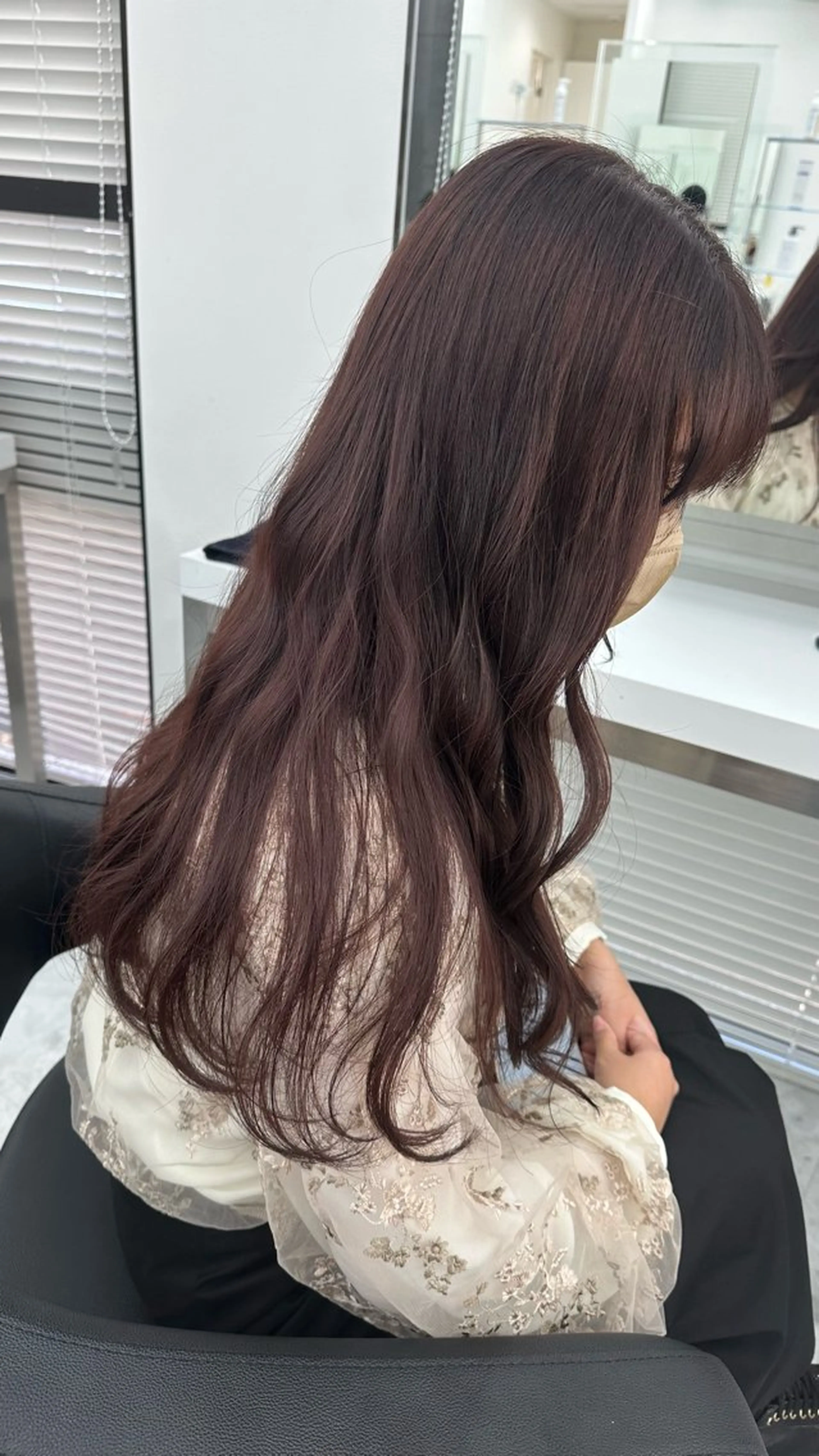 ロング カラー ブリーチ ブラウンカラー 透明感カラー ブリーチなしカラー ガーリーstyle ❤︎misaki🏹のヘアスタイル