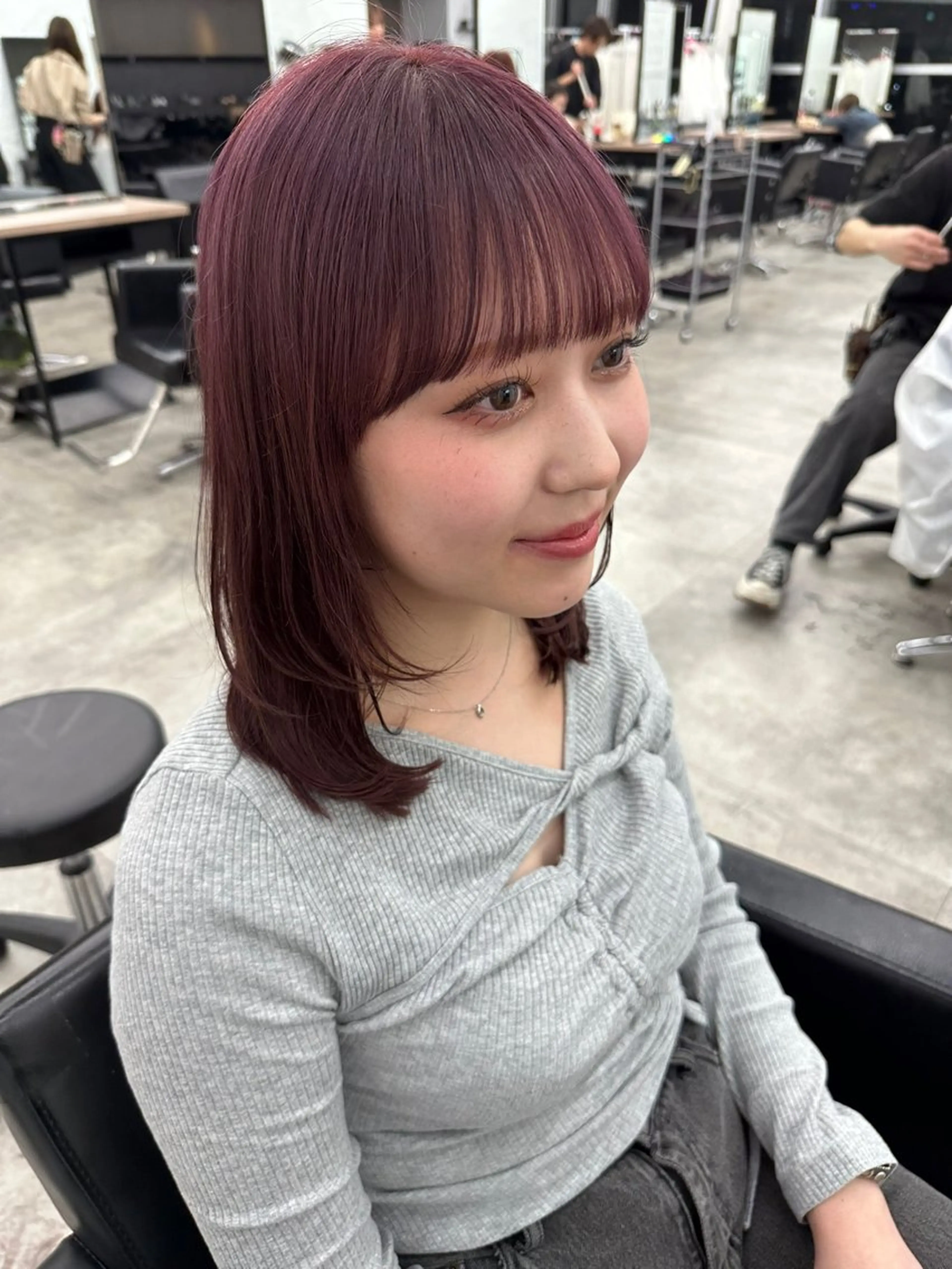 ミディアム カラー ダブルカラー ラベンダーカラー ピンクカラー ピンクラベンダー レイヤーカット 盛れる顔周り /透明感/かりん🎀のヘアスタイル