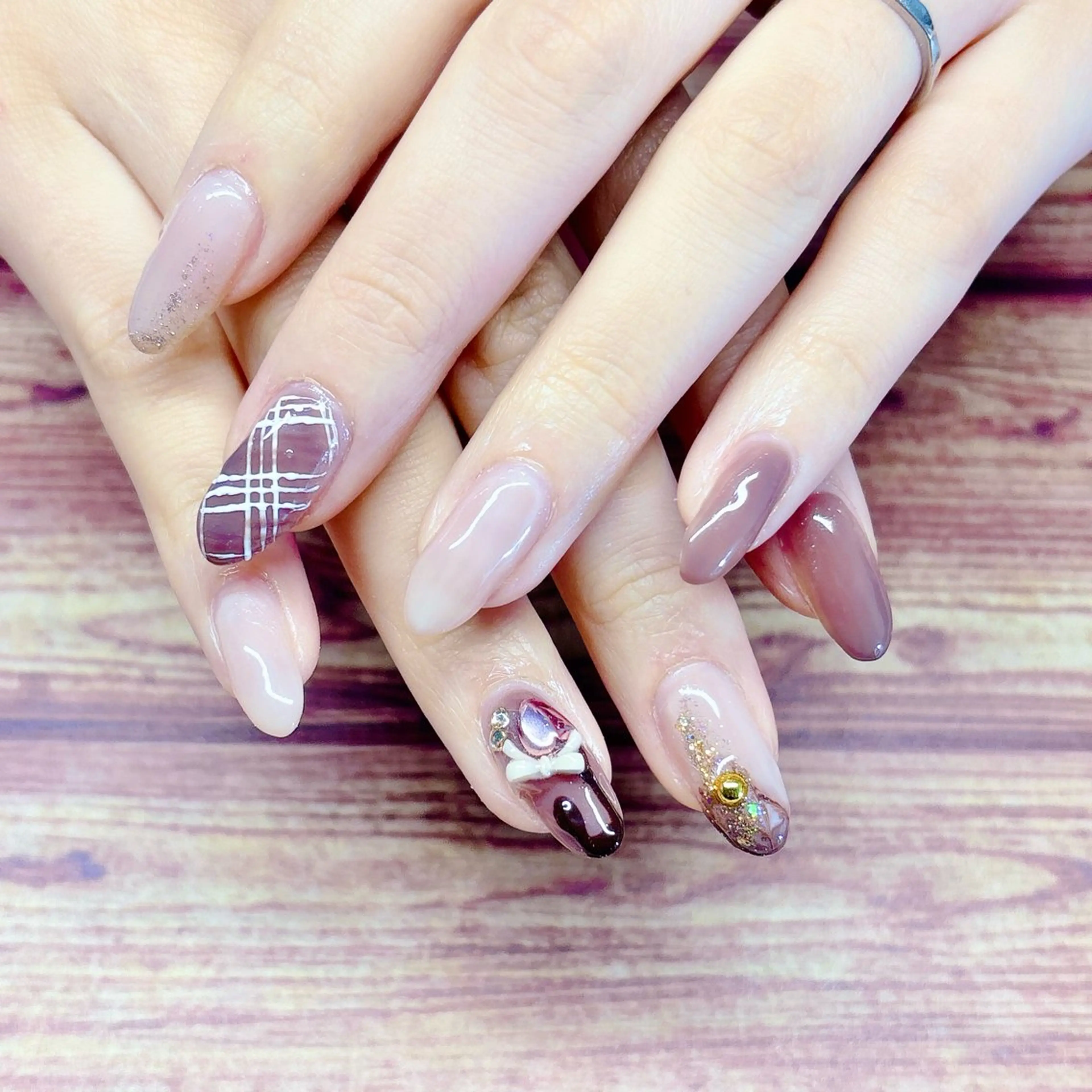 ネイル バレンタイン MYu Beauty Salon  MAIのネイルデザイン