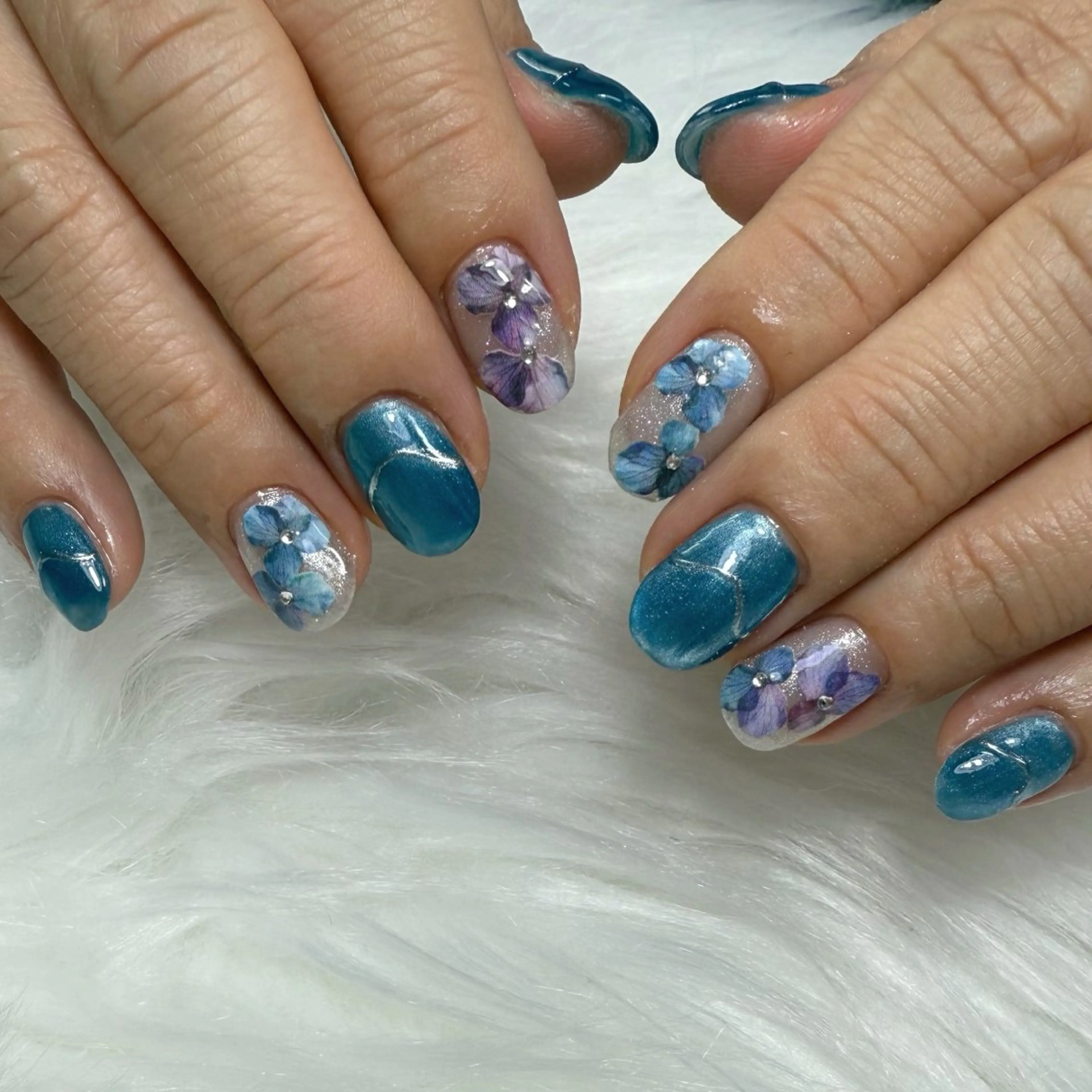 ネイル マグネットネイル ハンドネイル L'ino nailのネイルデザイン