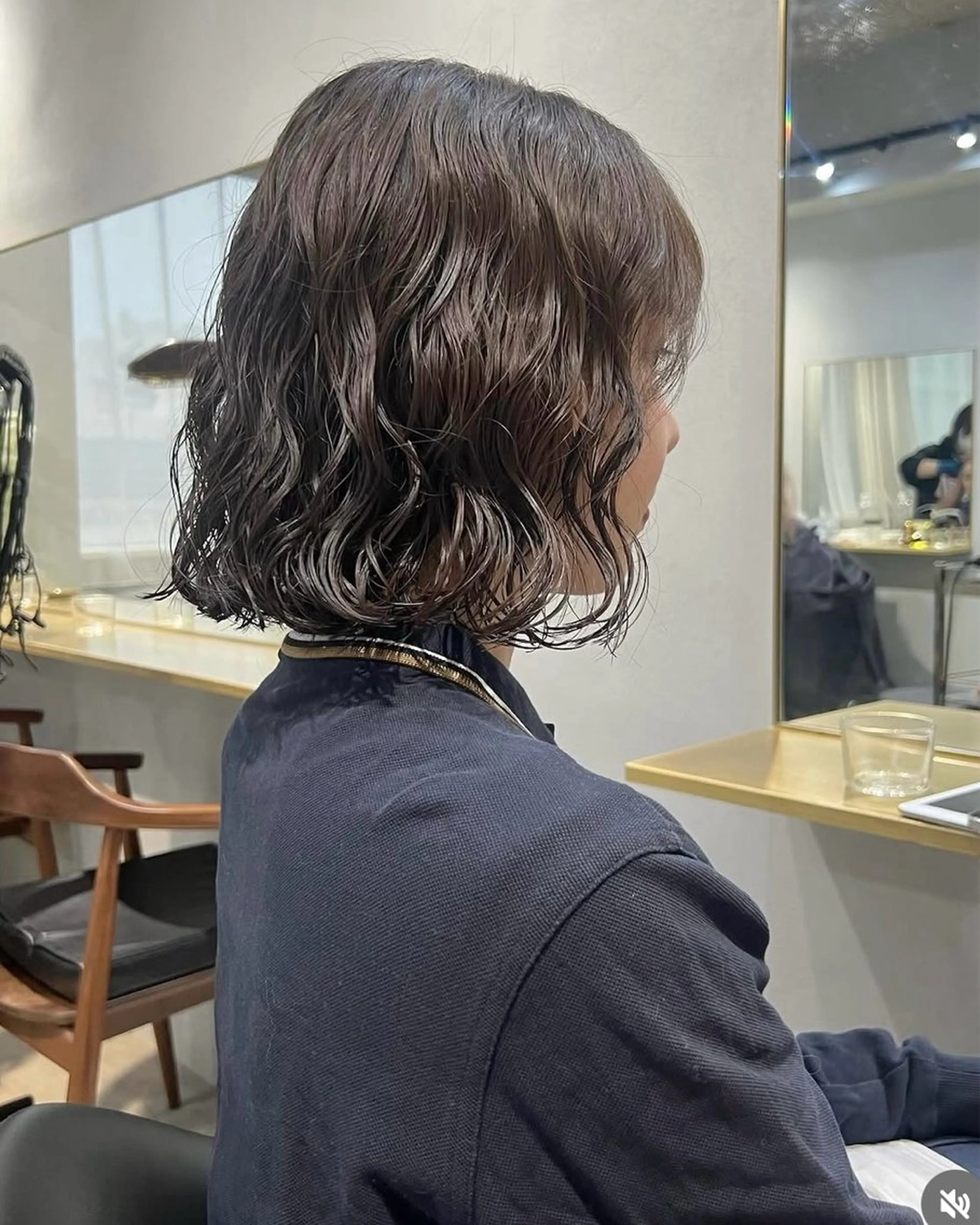 ミディアム カラー パーマ ミディアムパーマ akane/ベージュ /オリーブ/ブラウンのヘアスタイル