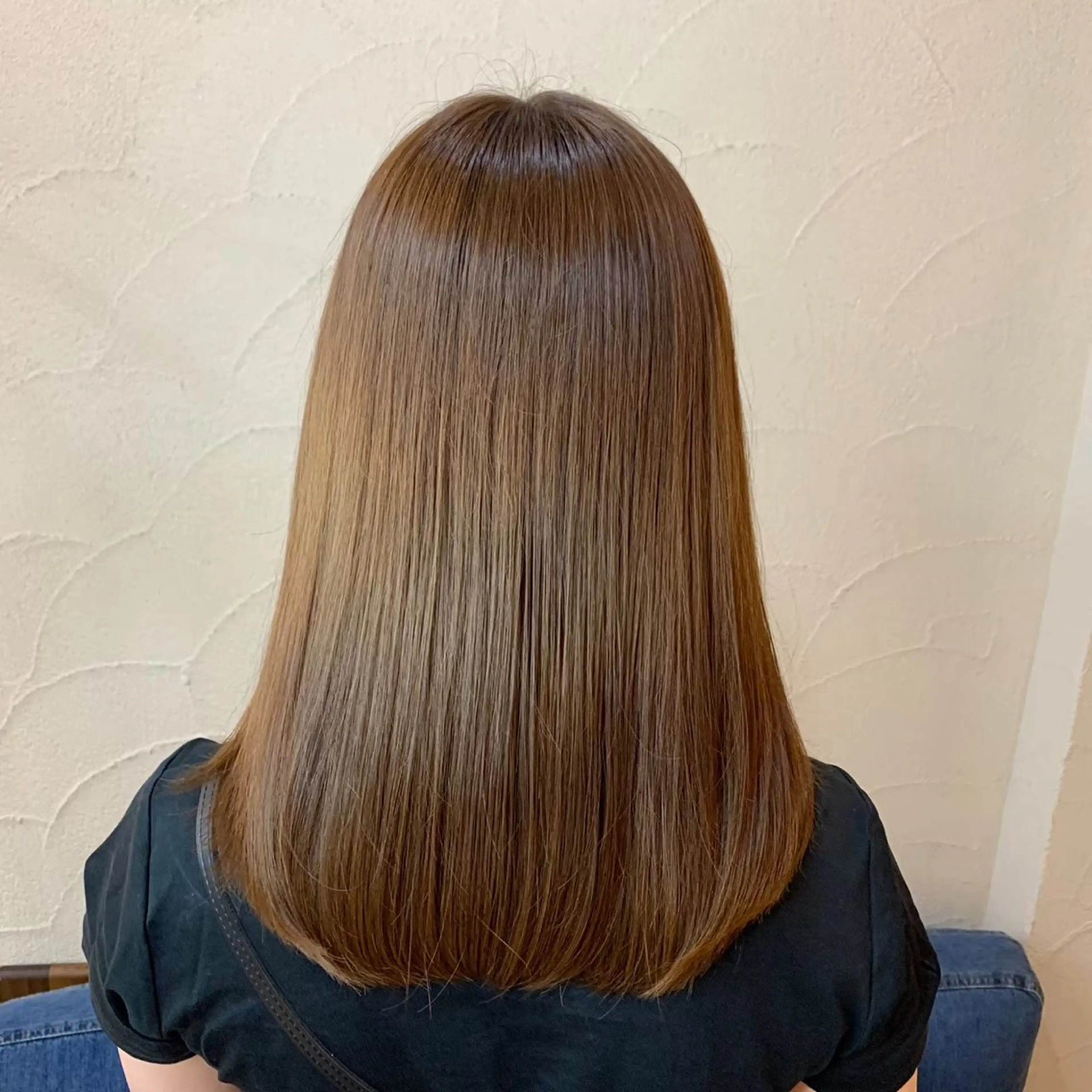 ロング 貝沼 直のヘアスタイル