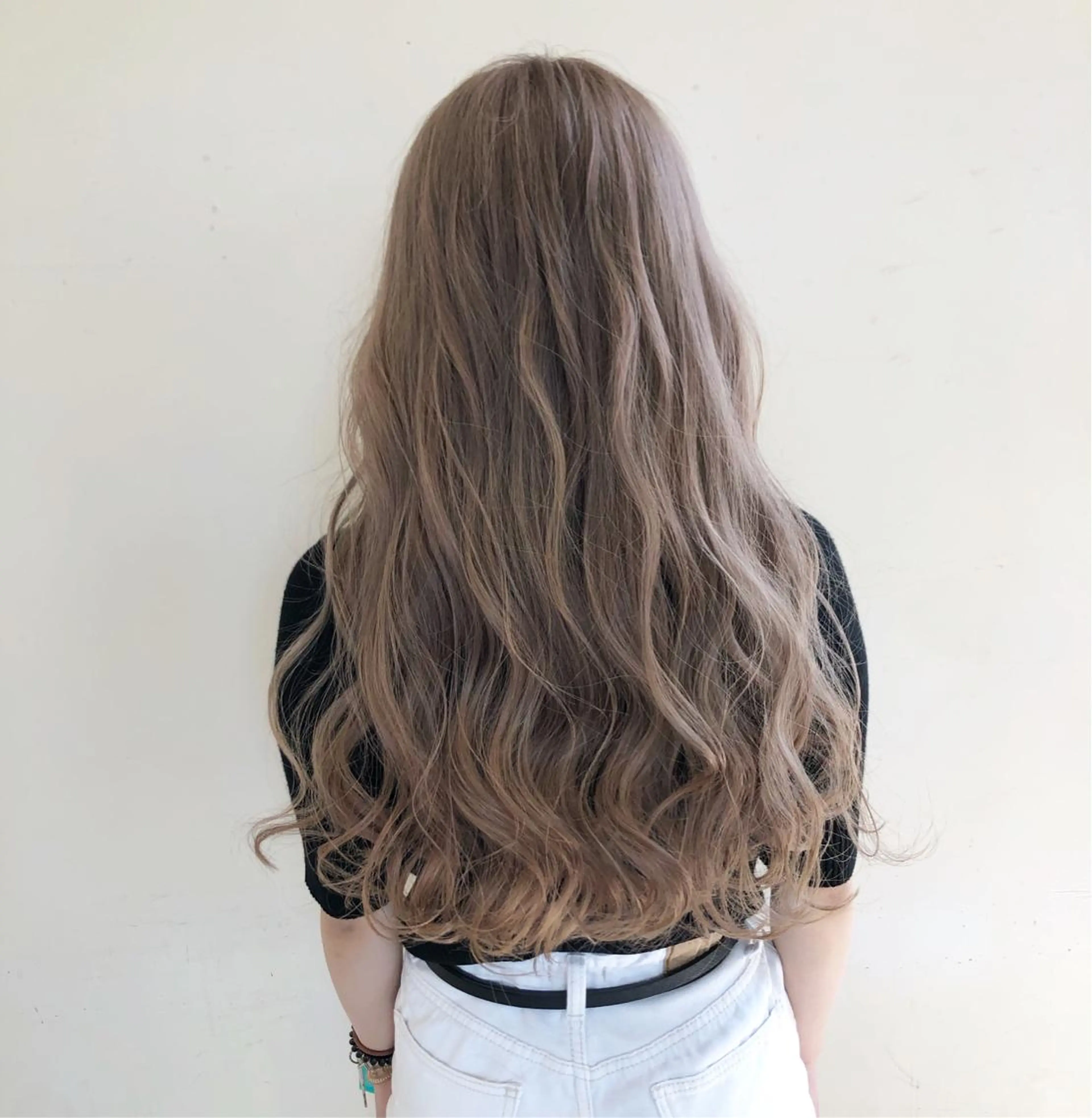 【人気No.1似合わせカット&ケアダブルカラー（ブリーチ込み）&2stepトリートメントの写真