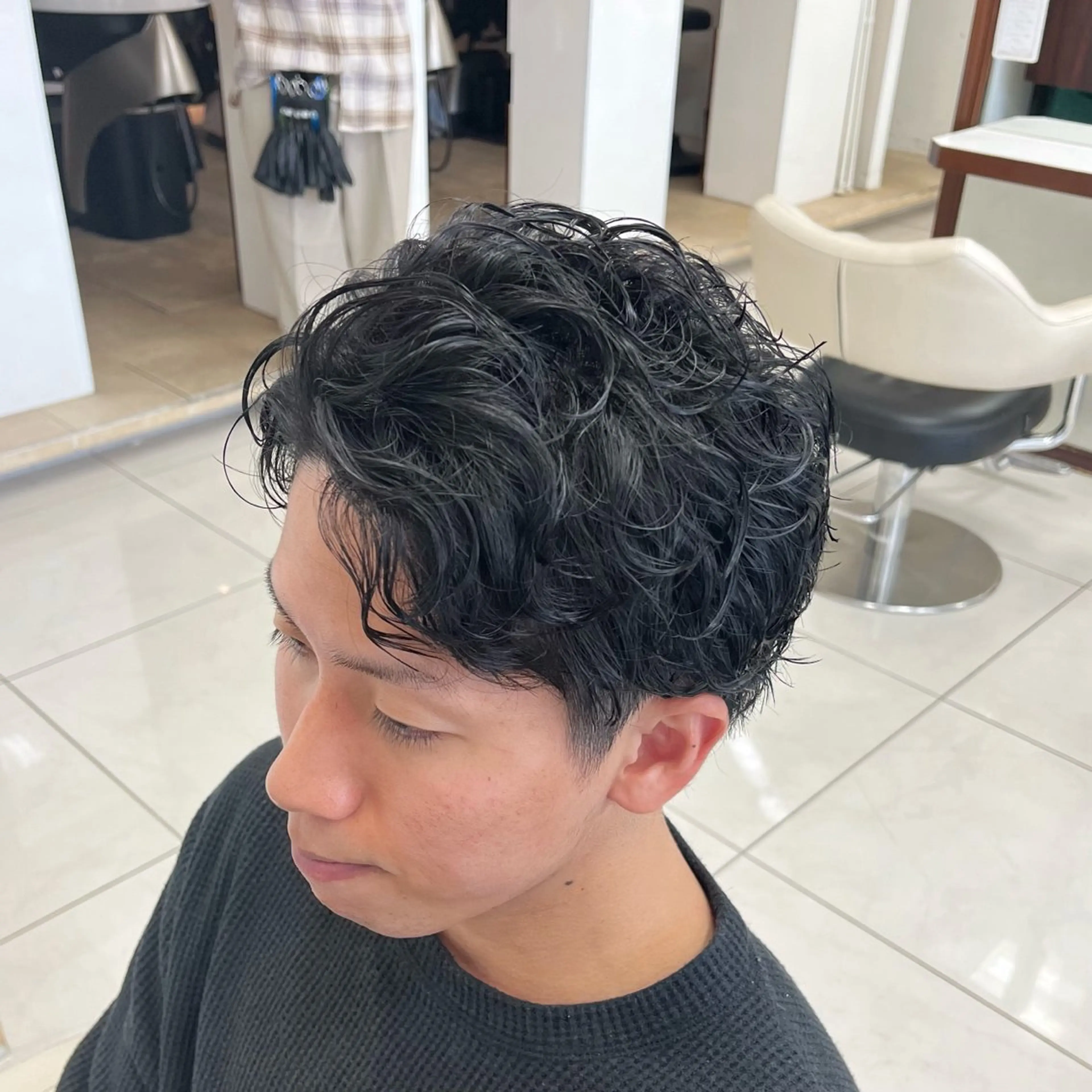 ミディアム パーマ メンズ 店舗指名No.1 吉岡　弘のヘアスタイル