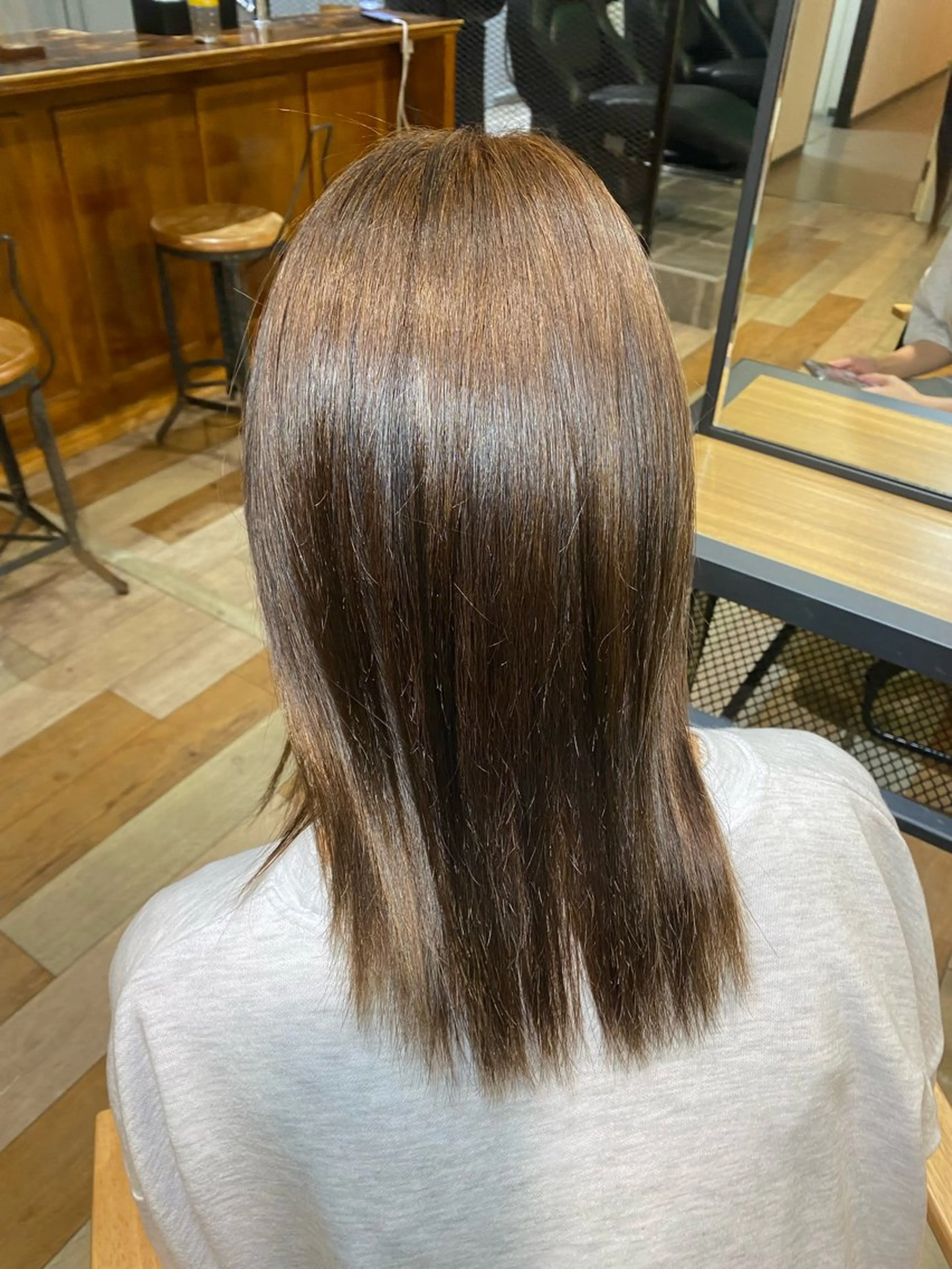 セミロング 縮毛矯正 ヘアカラー メンズカット/パーマ 艶カラーTAIGA︎のヘアスタイル