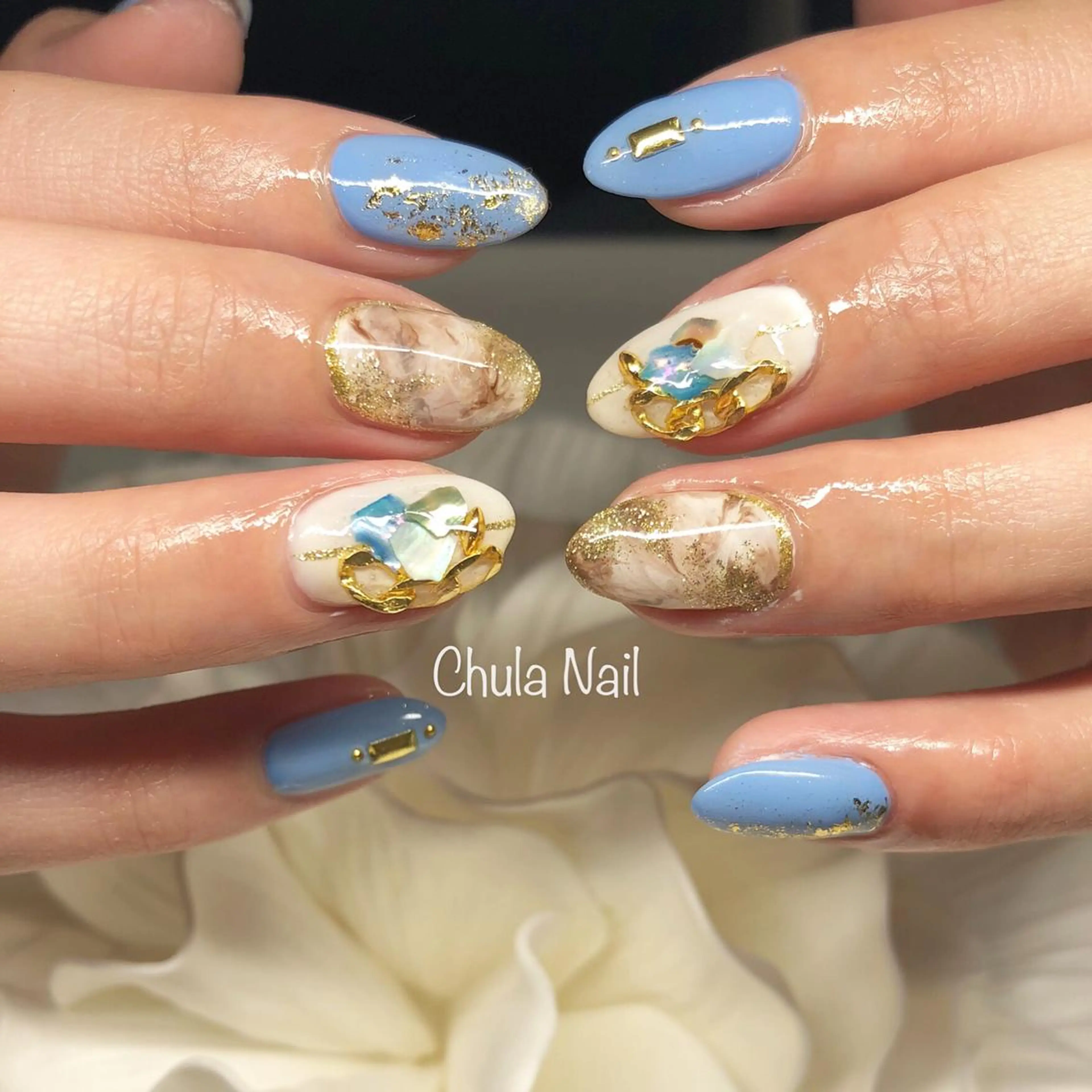ネイル 持ち込み ëmma nail_ by chulaのネイルデザイン