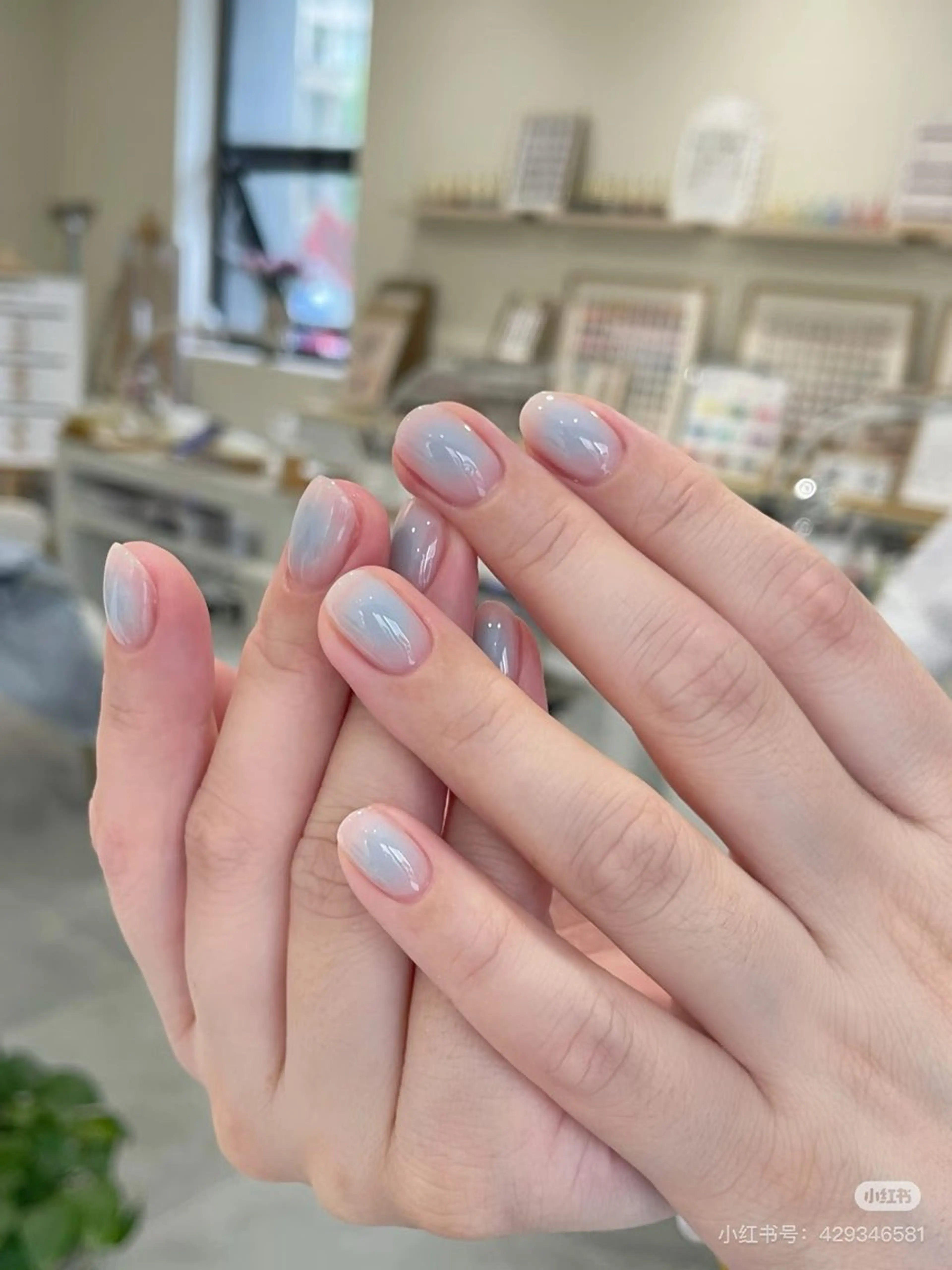 ネイル 陽菜 🦋のネイルデザイン