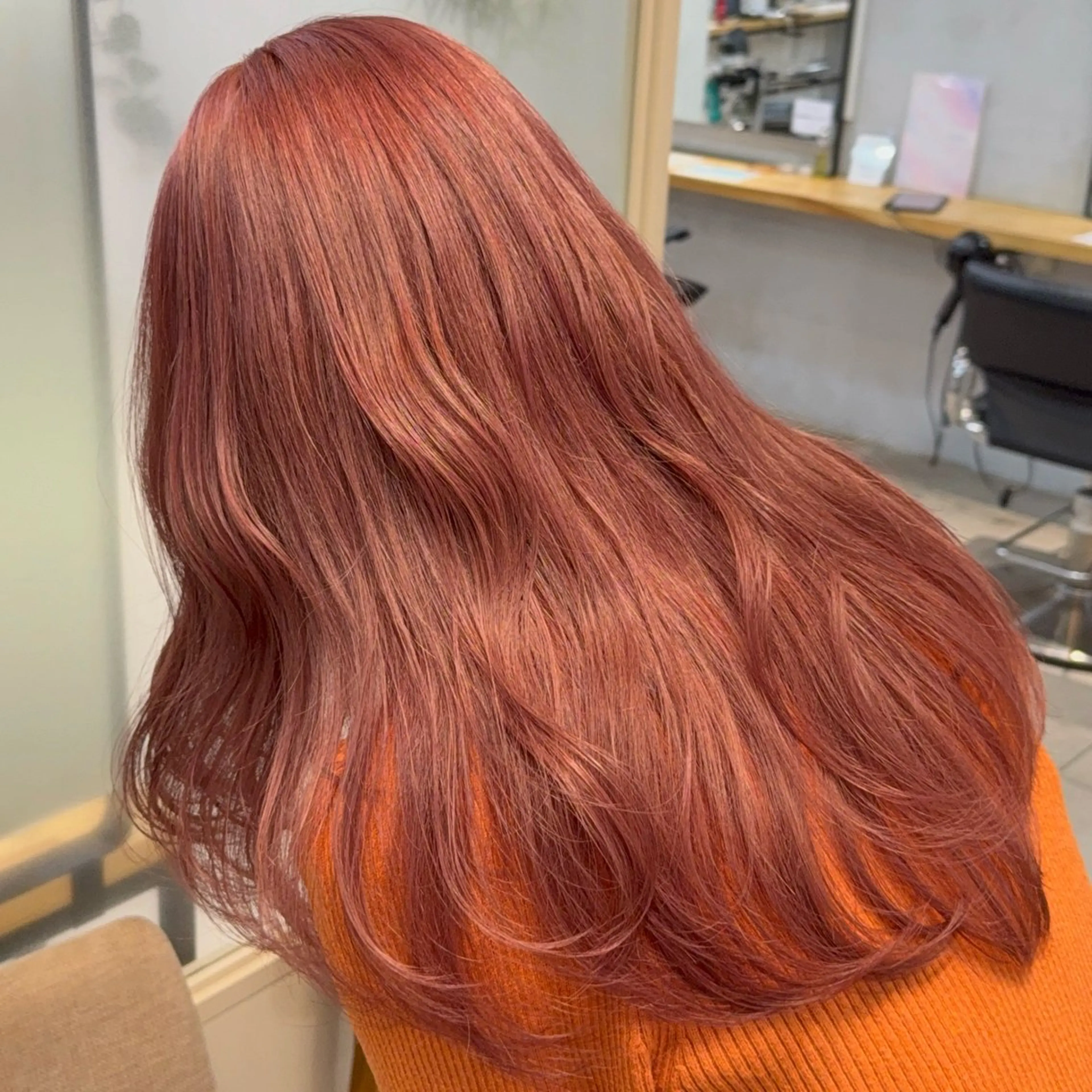 ロング カラー ヘアカラー トリートメント Lomalia もえかのヘアスタイル