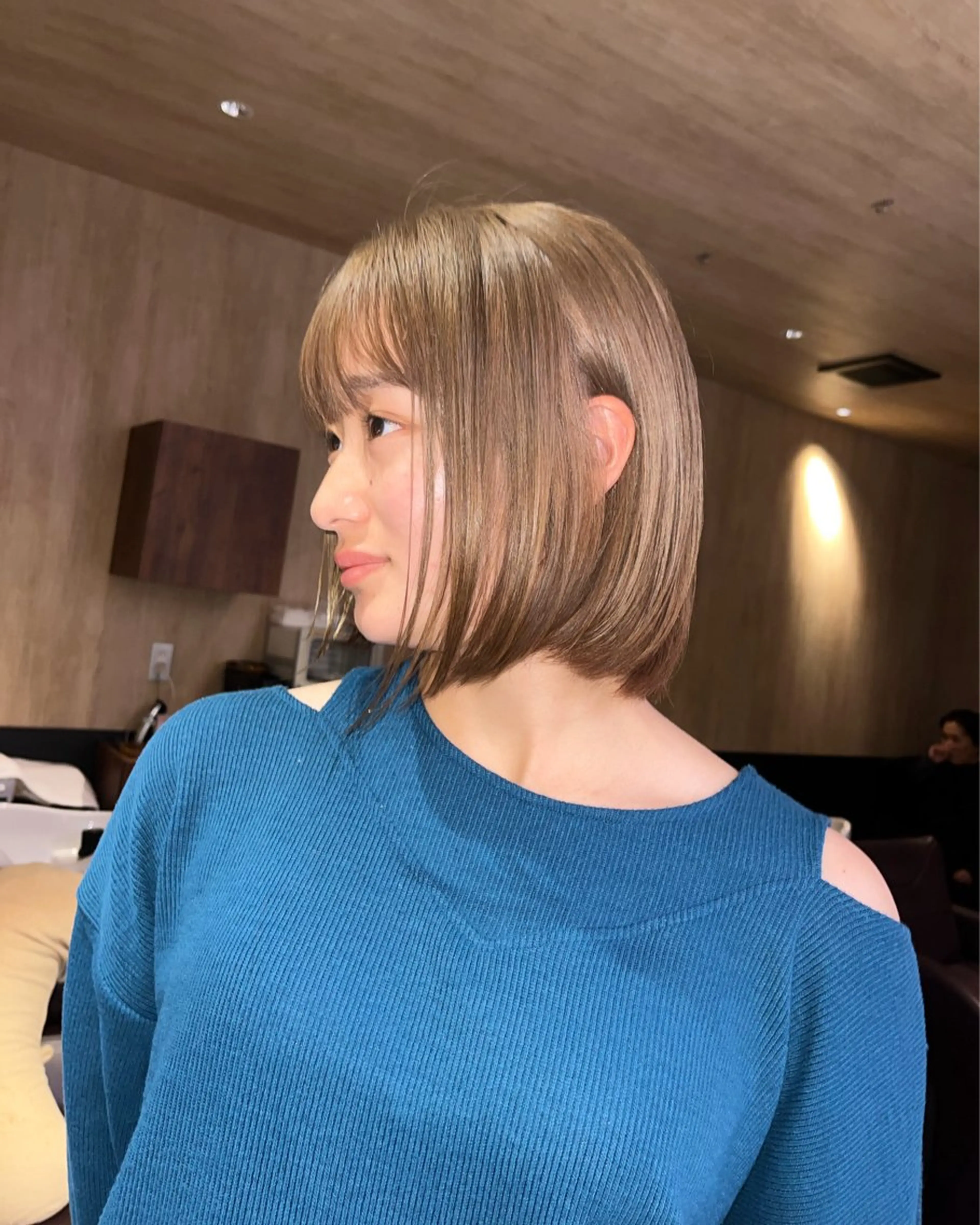 ショート カラー ブリーチ ケアブリーチ ハイトーンカラー 産休中です 艶カラー♡オカのヘアスタイル