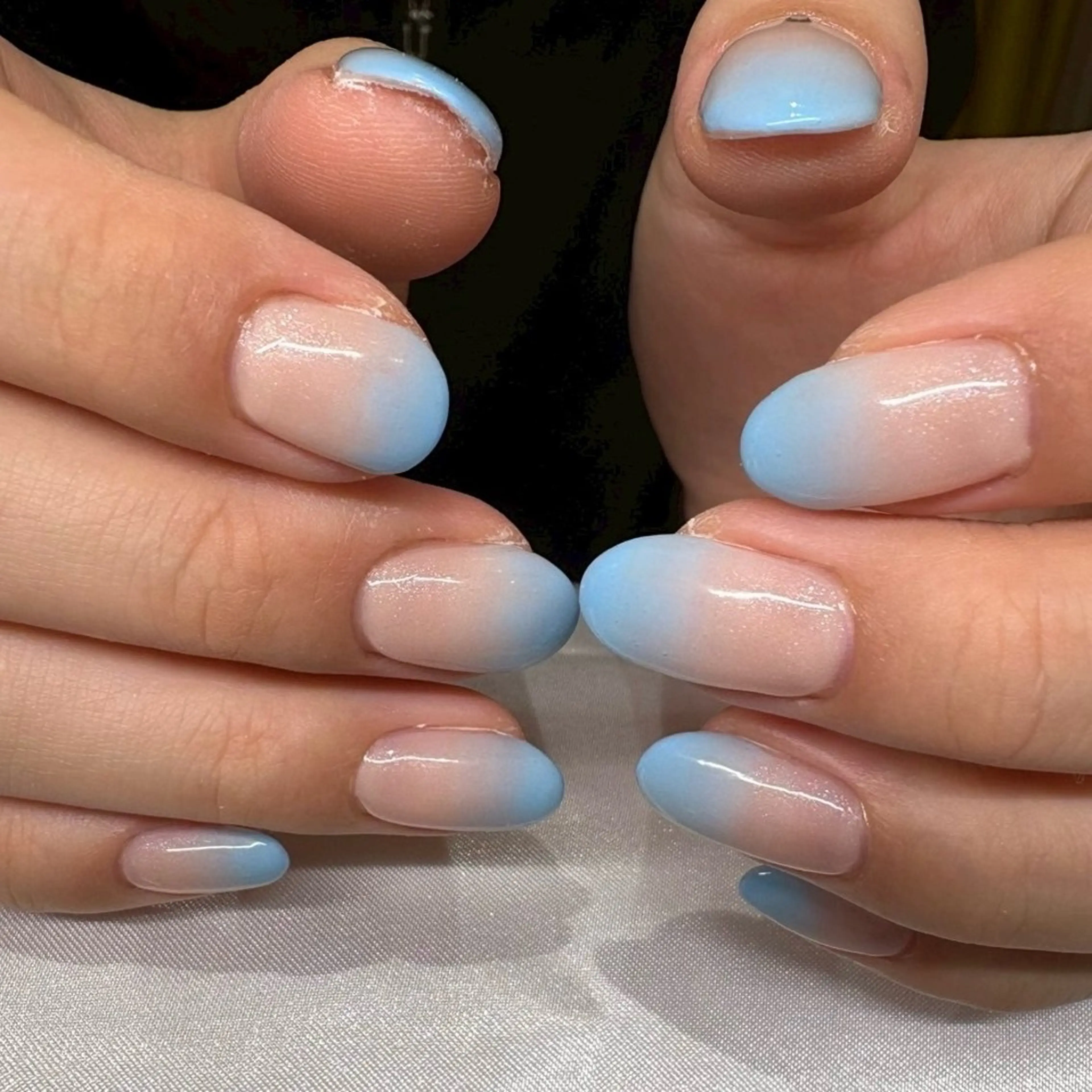 ネイル グラデーション 佐藤 咲のネイルデザイン