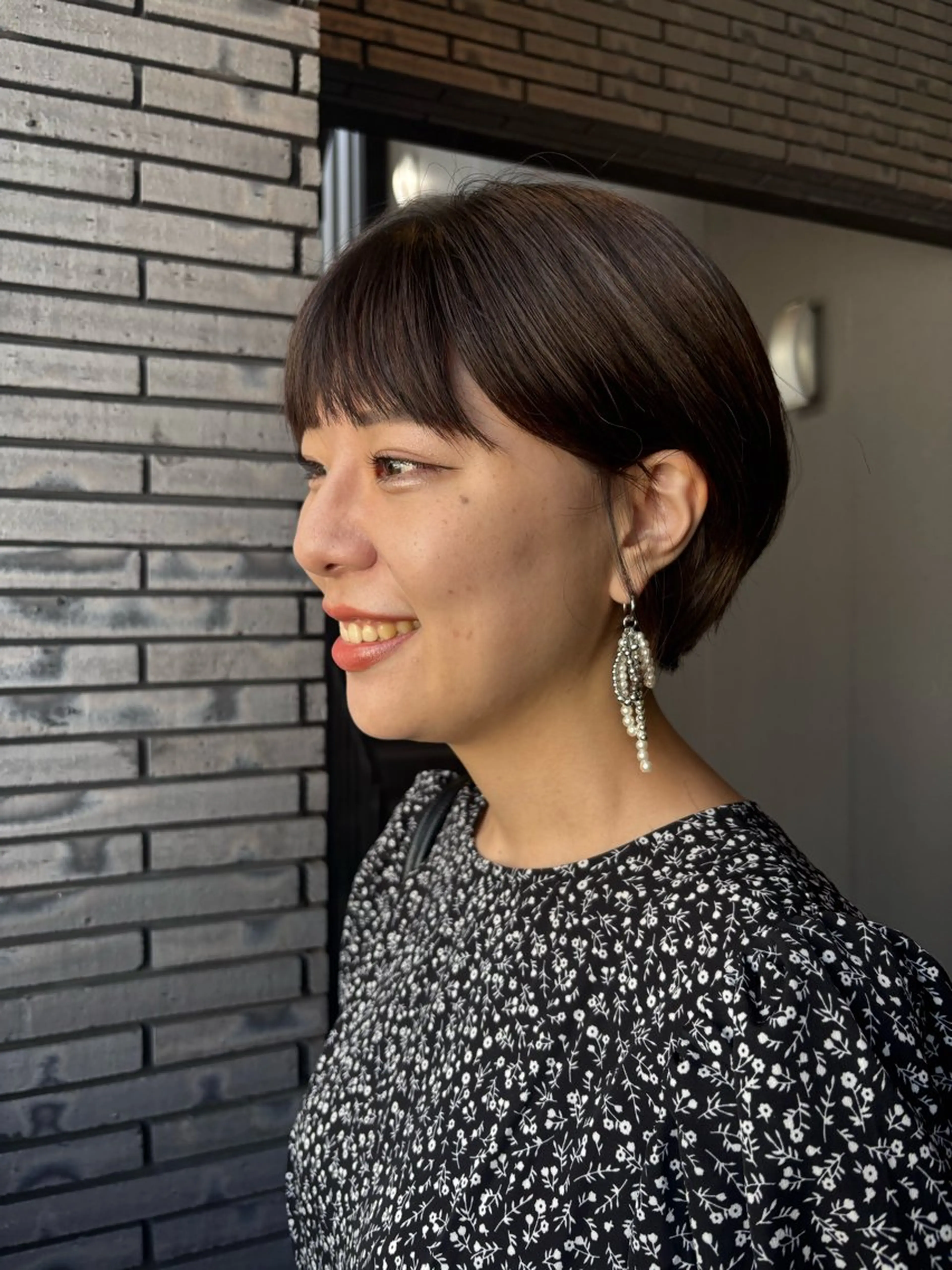 ショート ウシロダ メグミのヘアスタイル