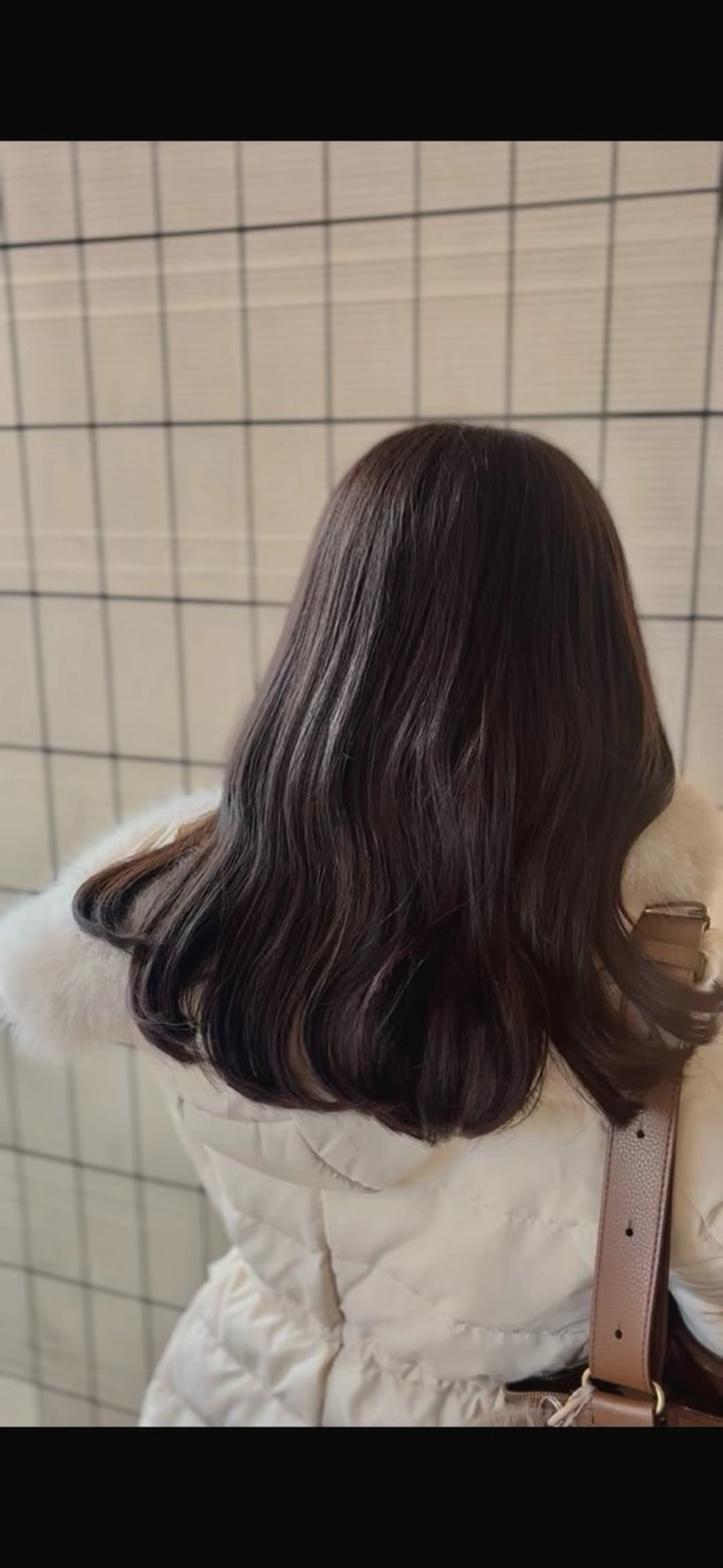 セミロング カラー ブラウンカラー ショコラブラウン ヘアカラー ELLE&SALLY Tamoriのヘアスタイル