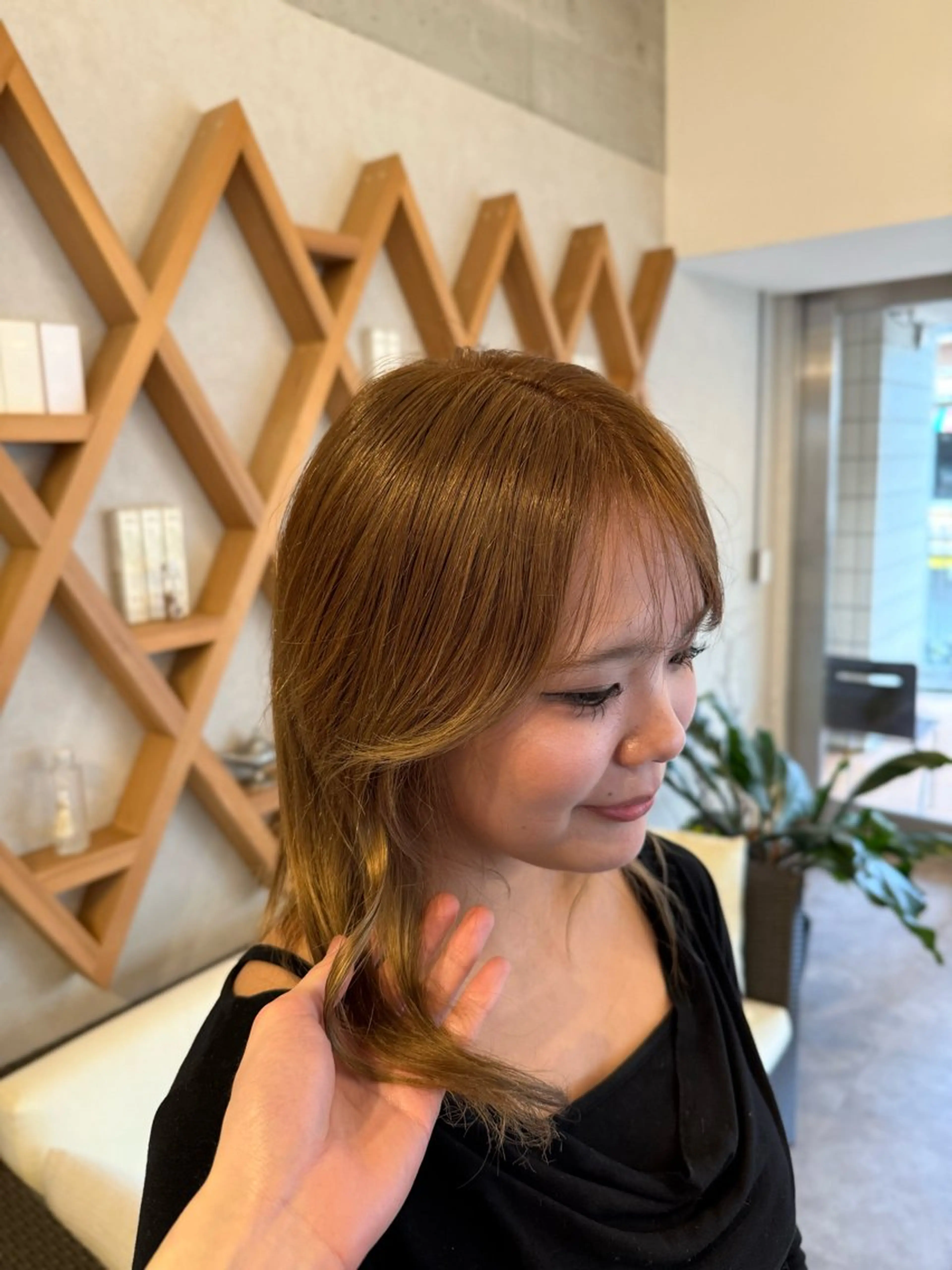 ミディアム ヘアカラー トリートメント ELLE&SALLY 塩田のヘアスタイル