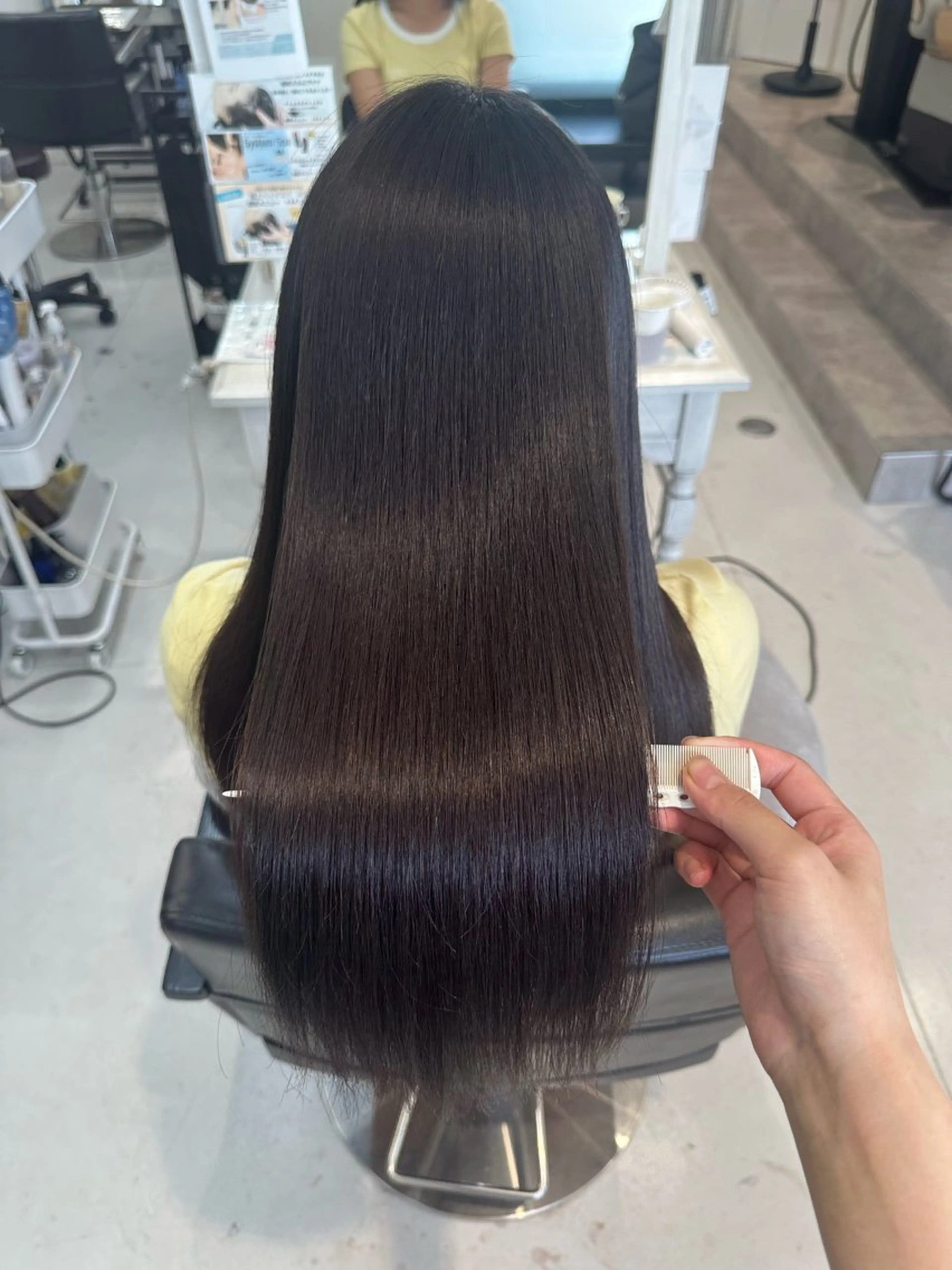 ロング 山崎結菜 🫧透明感カラーのヘアスタイル