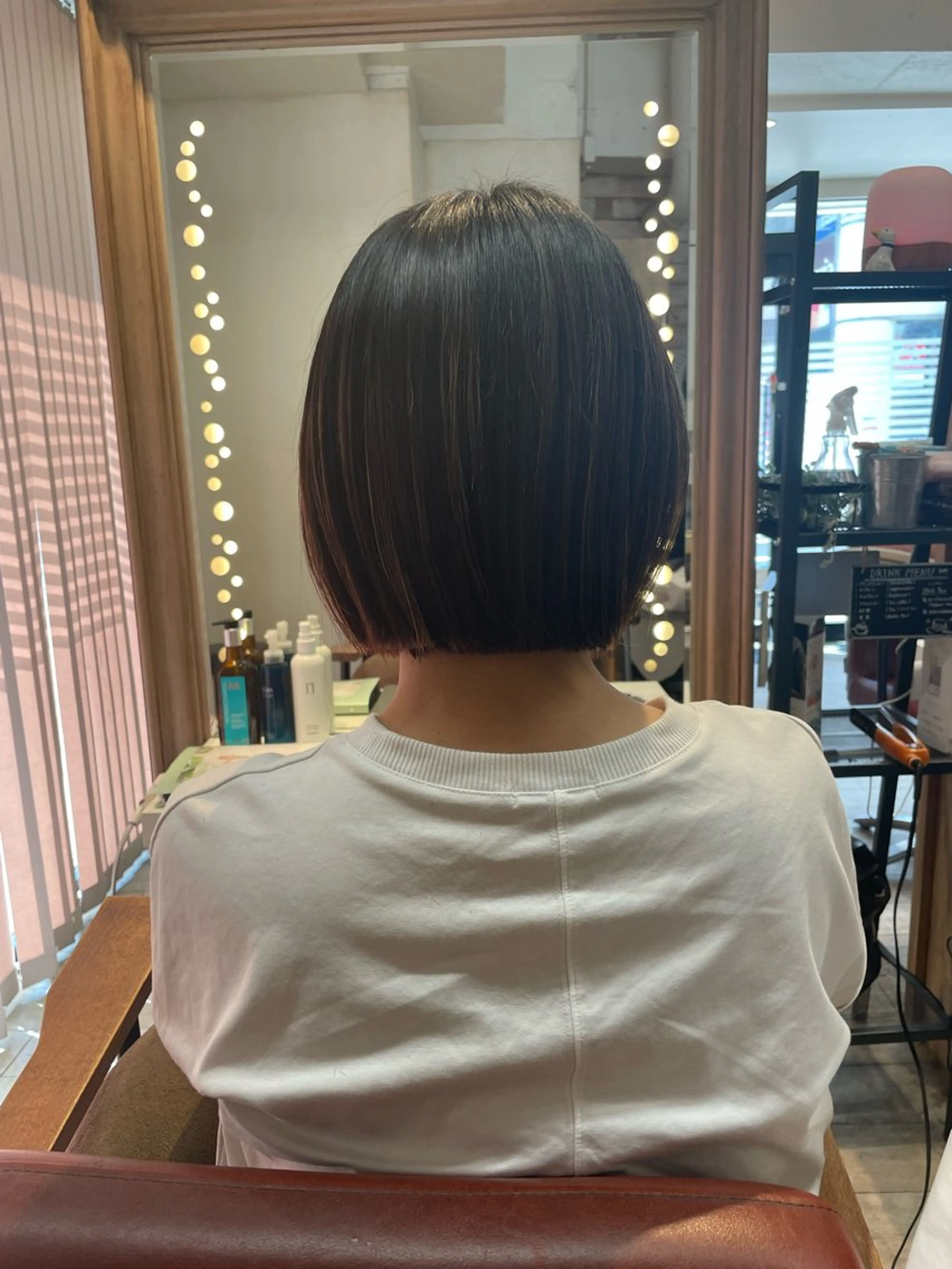 ショート 切りっぱなしボブ ボブ カット ✨横須賀髪質改善✨️ 加藤 百音のヘアスタイル