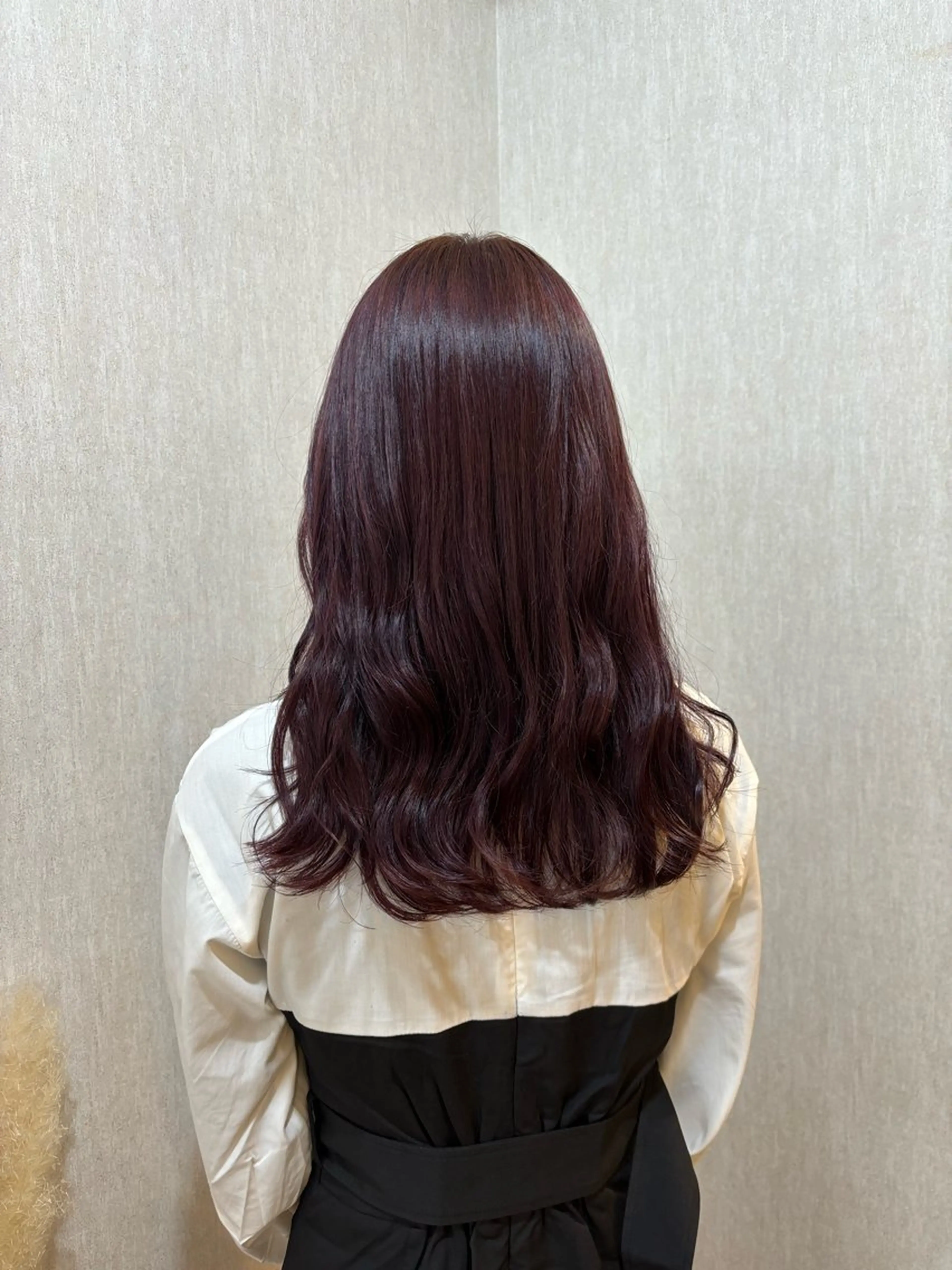 【人気No.3⭐️】艶カラー+COTA保湿トリートメントの写真