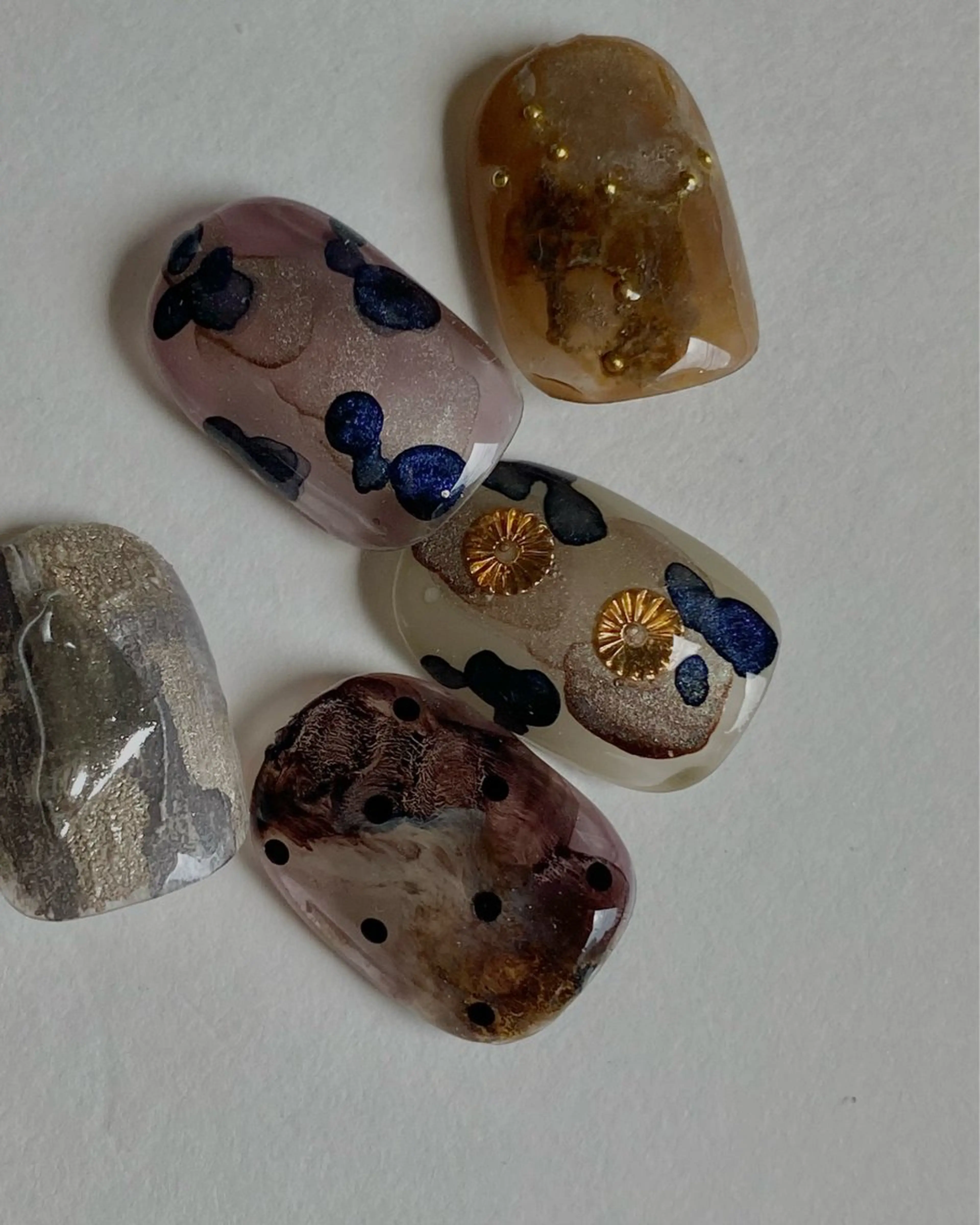 ネイル 成人式 フレンチネイル ジェルネイル ガーリー マグネットネイル ハンドネイル 草加ニュアンスネイル 🌚hersのネイルデザイン