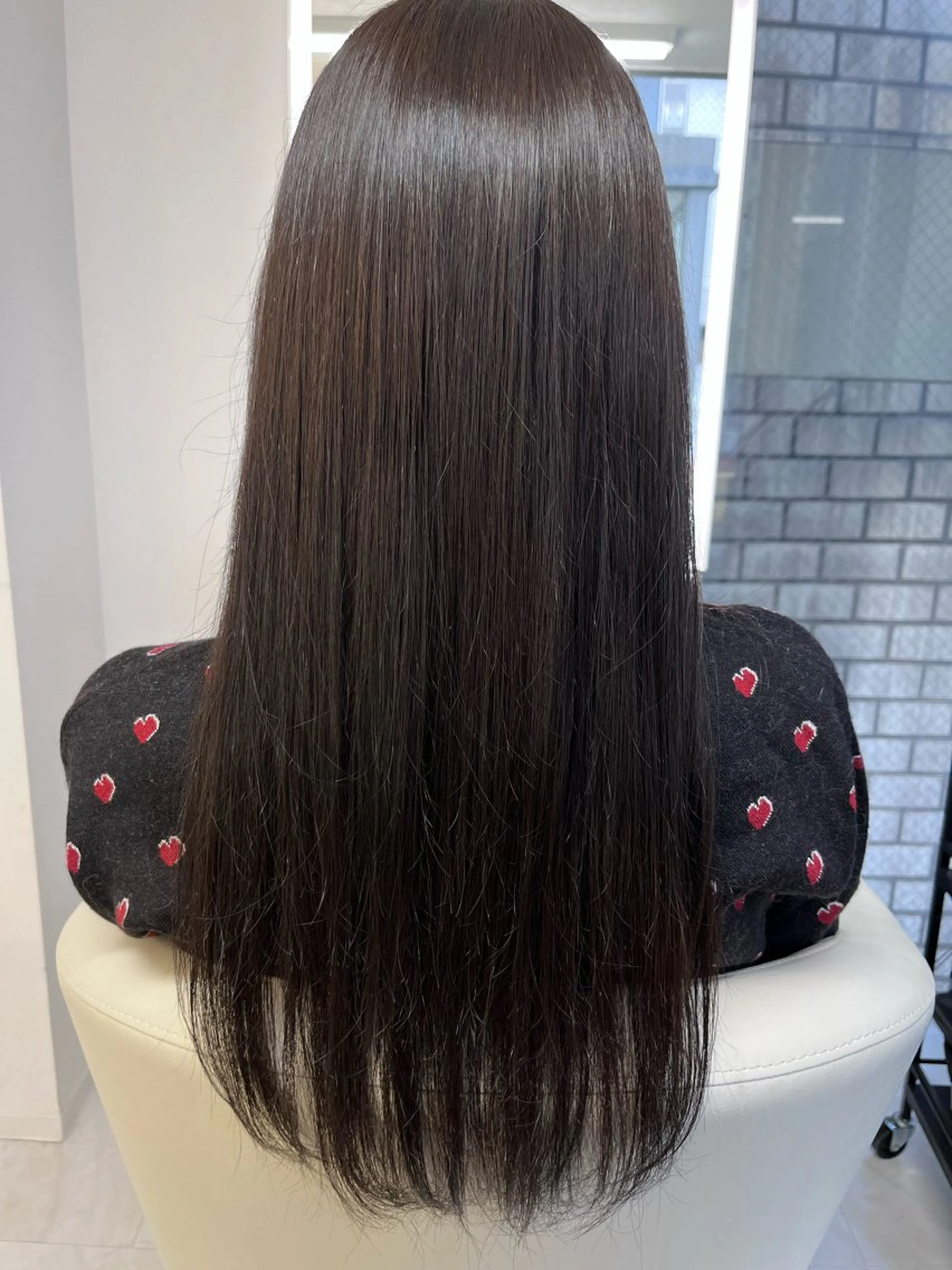 ロング hiromu/ レイヤー/暗髪/渋谷のヘアスタイル