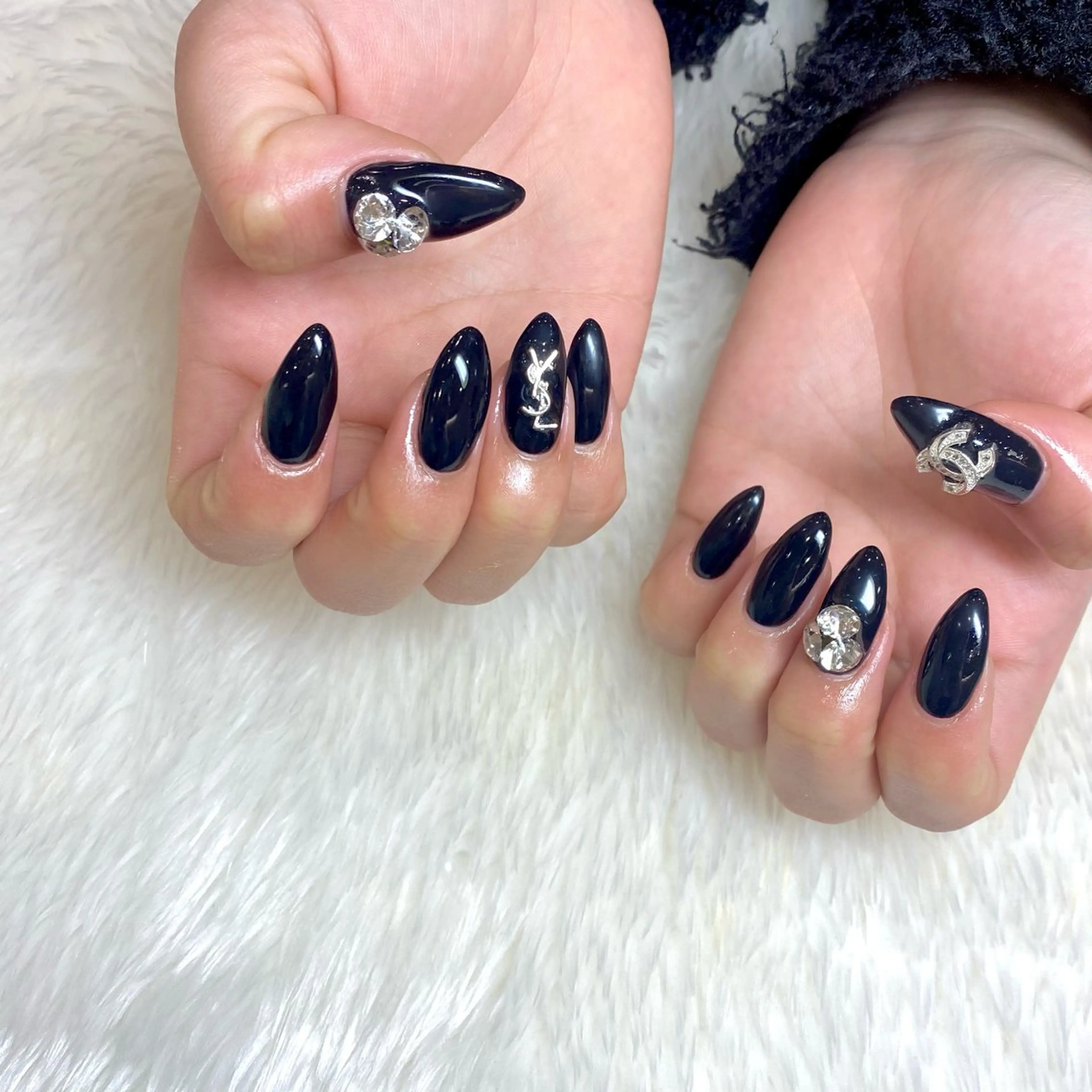 ネイル ジェルネイル キラキラネイル オフィスネイル ワンカラーネイル シンプルネイル Nailsalon Merci所属・Merci momoのネイルデザイン