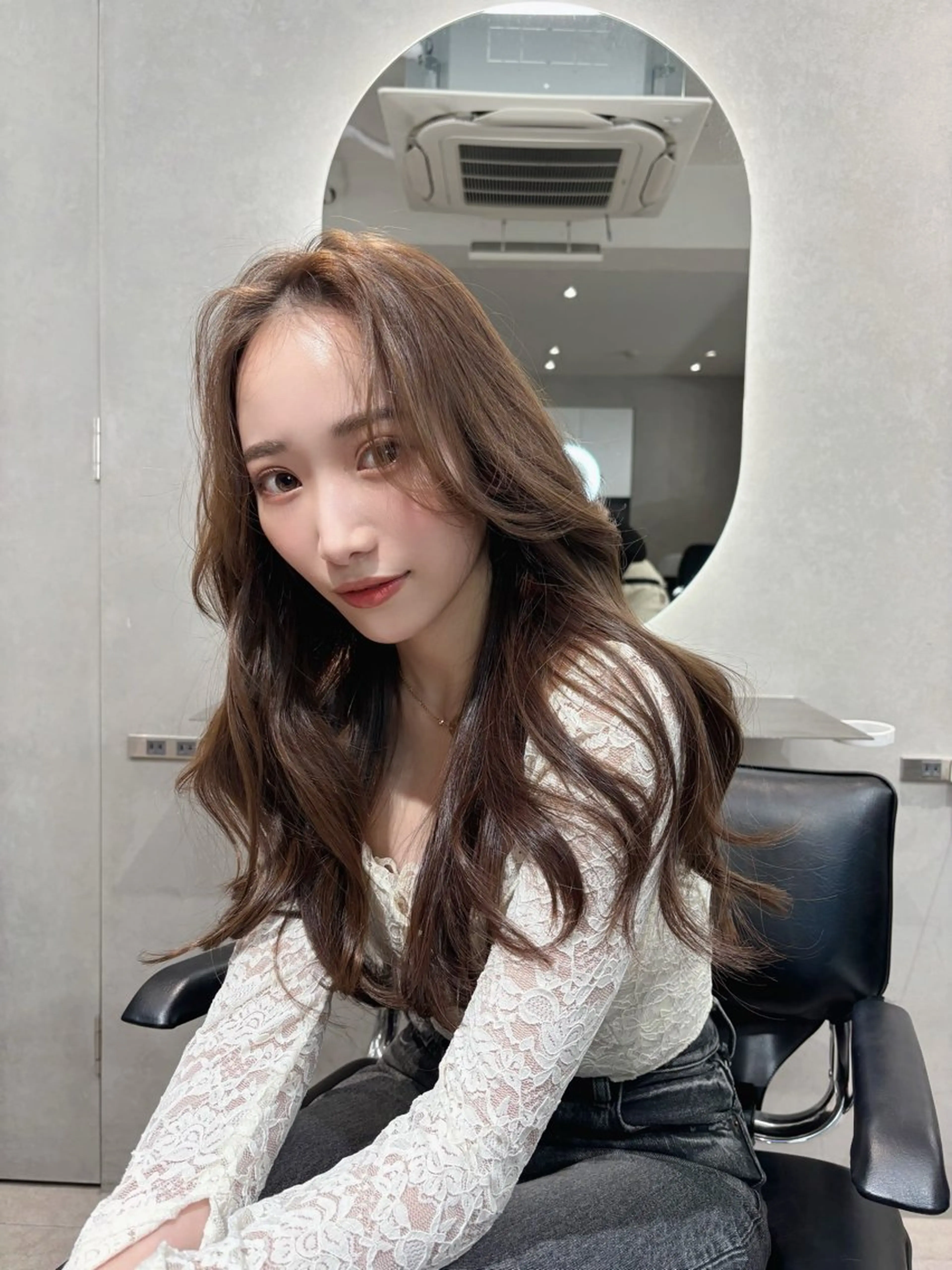 セミロング emi 韓国ワンホンヘアのヘアスタイル