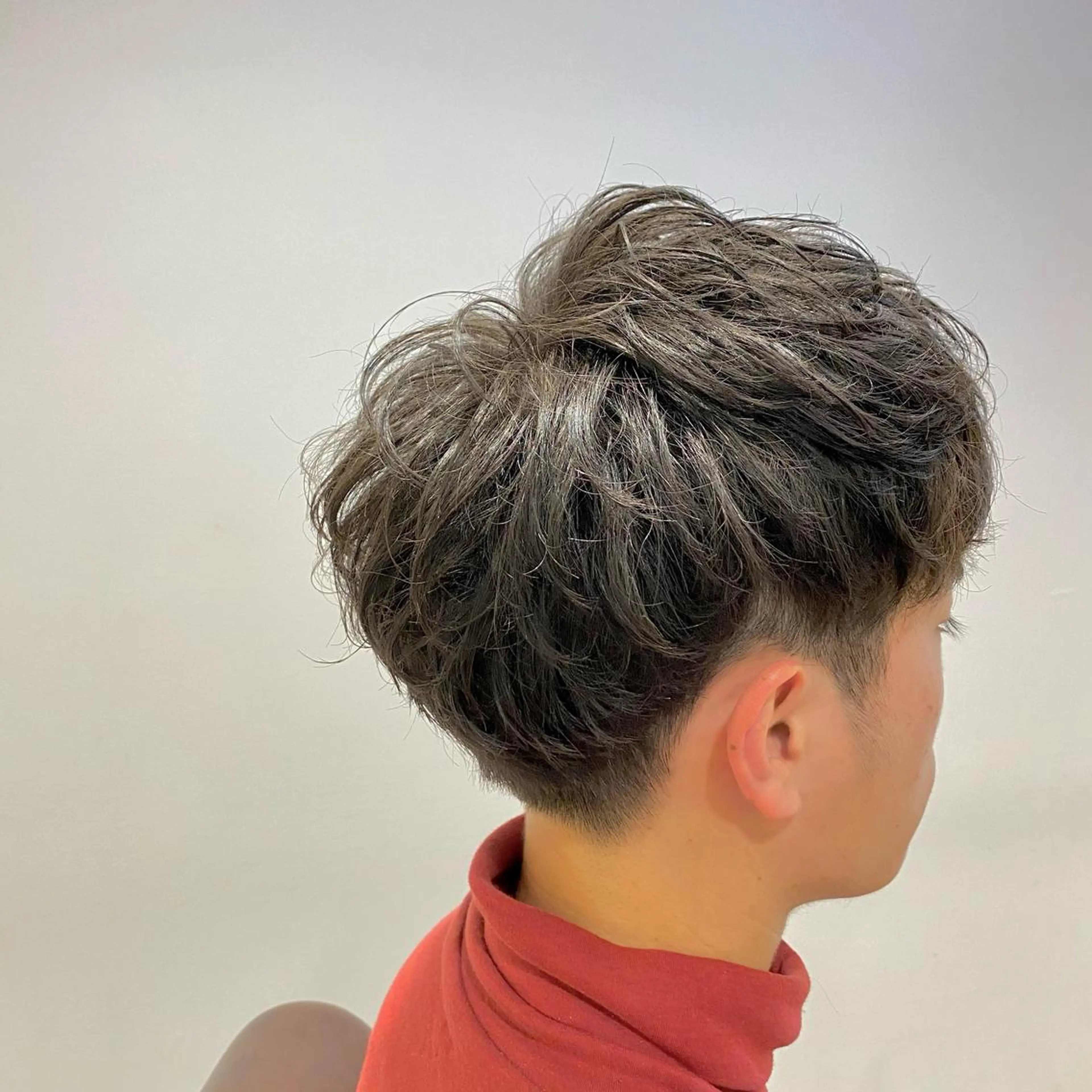 メンズ メンズパーマ 西條真治のヘアスタイル