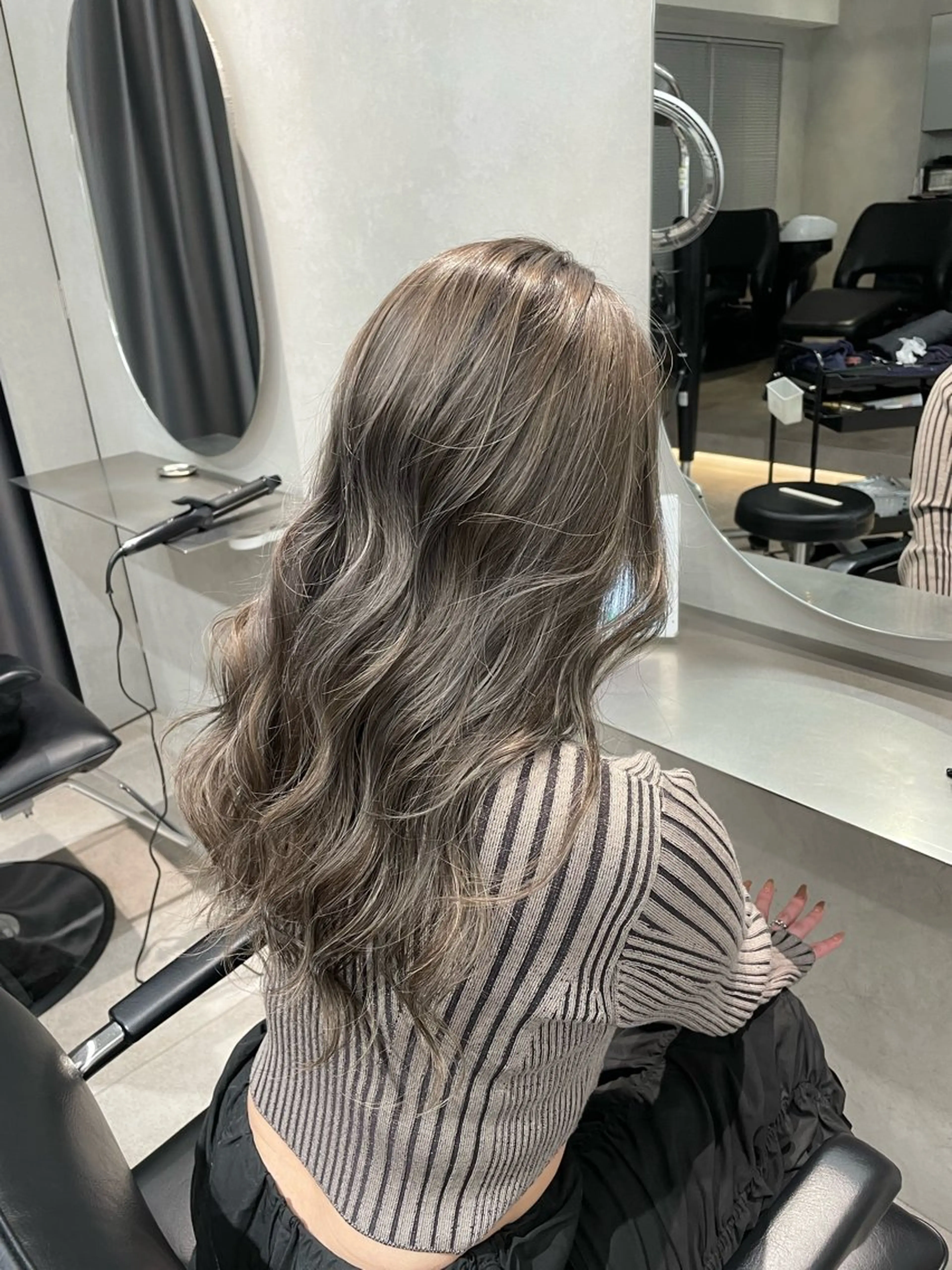 ロング ✨レイヤーカット 海外ヘア/原宿✨のヘアスタイル