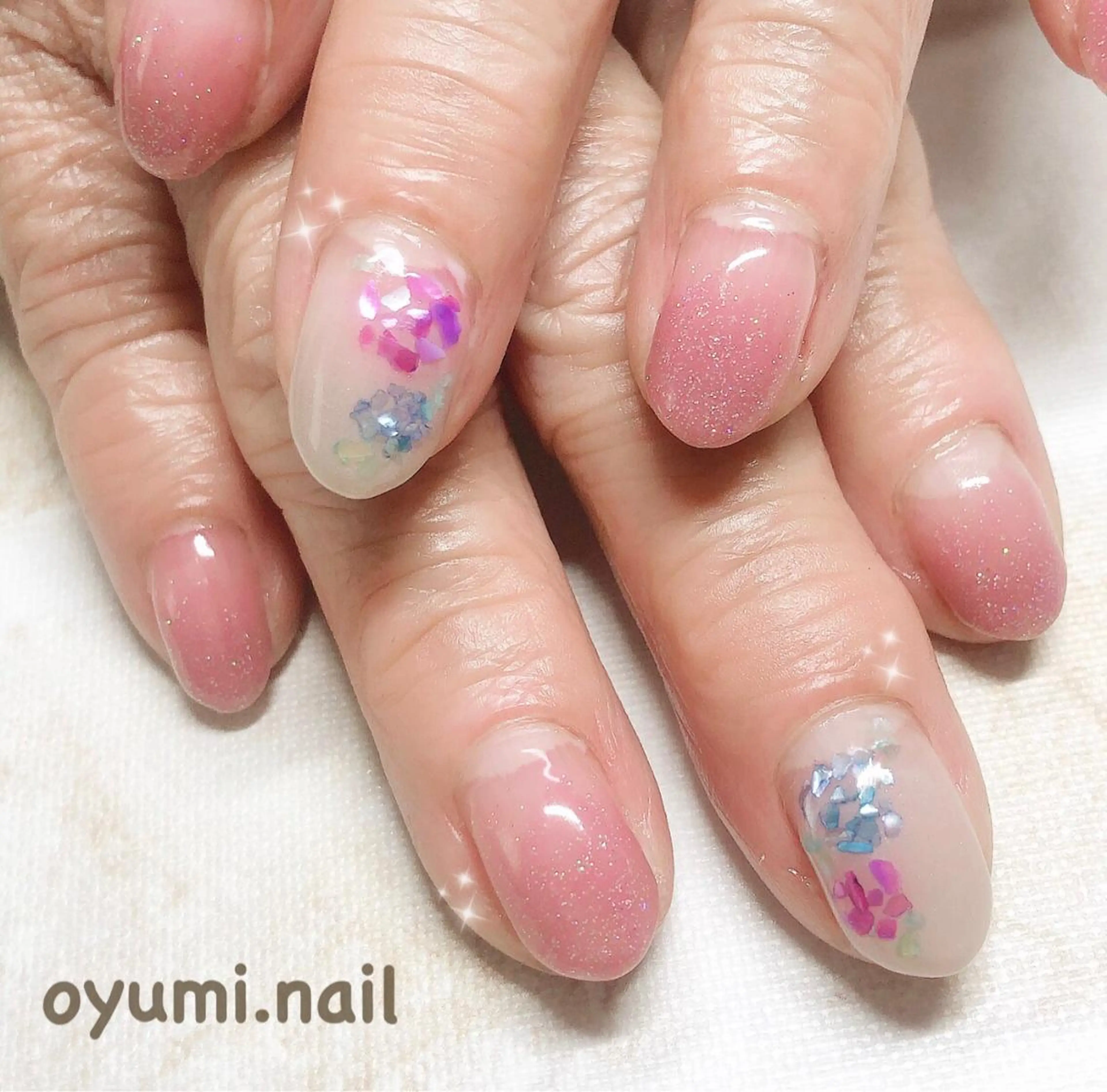 ネイル ジェルネイル グラデーション パラジェル ハンドネイル takanashi yumiのネイルデザイン