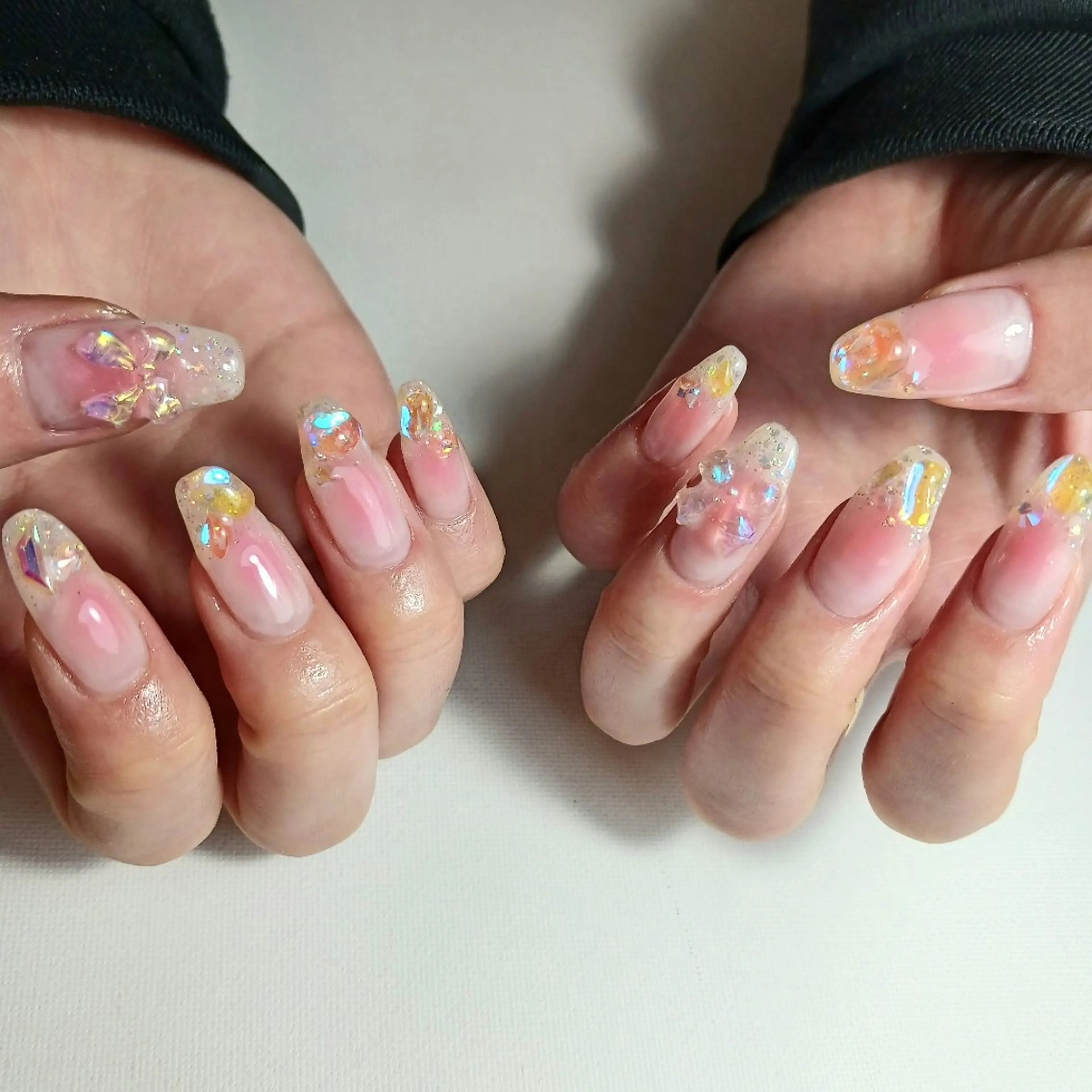 ネイル オーロラネイル チークネイル ジェルネイル グラデーション キラキラネイル ハンドネイル owlnail /持込みデザイン専門のネイルデザイン