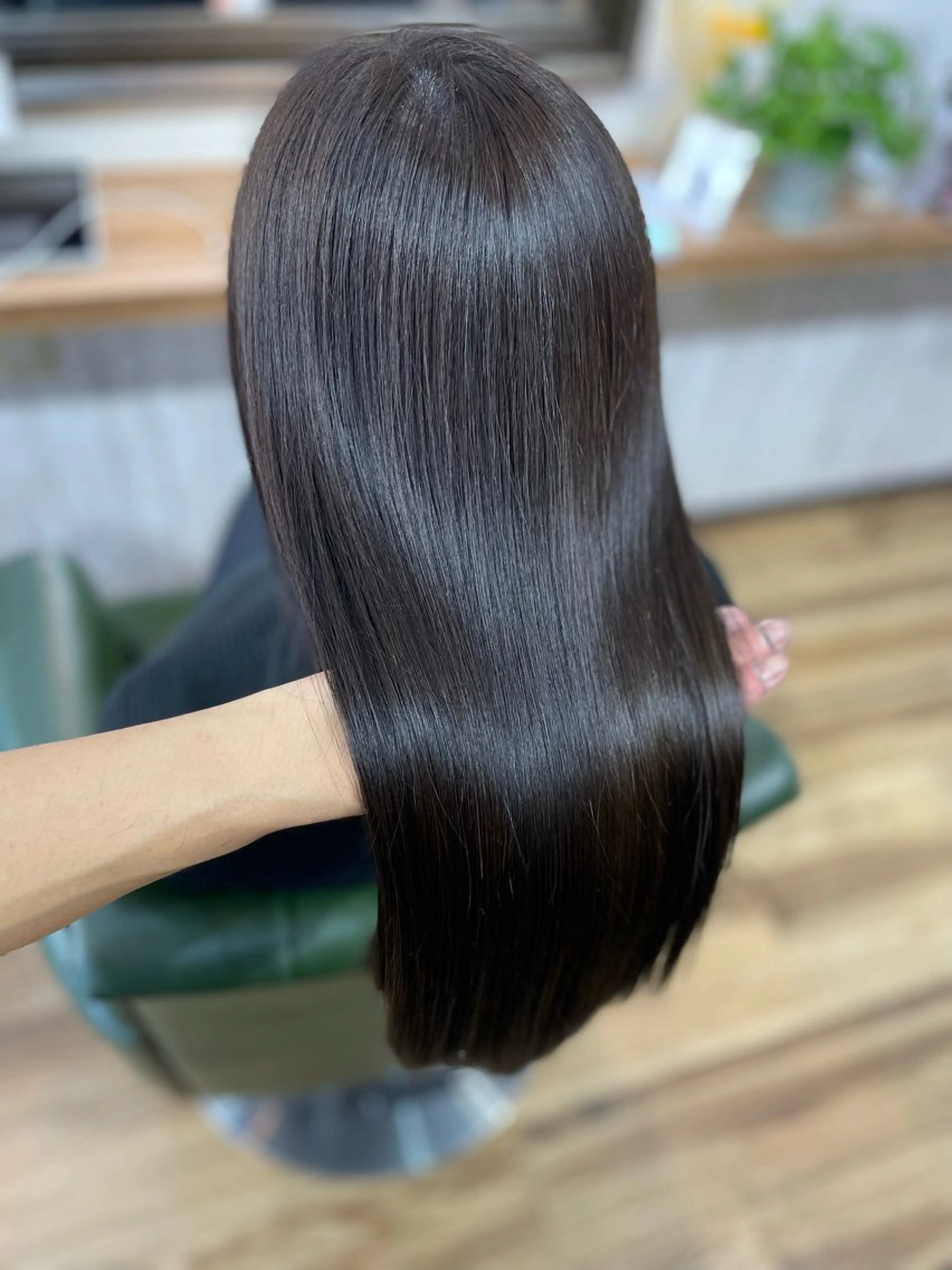 セミロング カット ヘアカラー トリートメント ヘッドスパ i'LL Hair Design所属・藤枝のカリスマ ✂︎みしまたかしのヘアスタイル