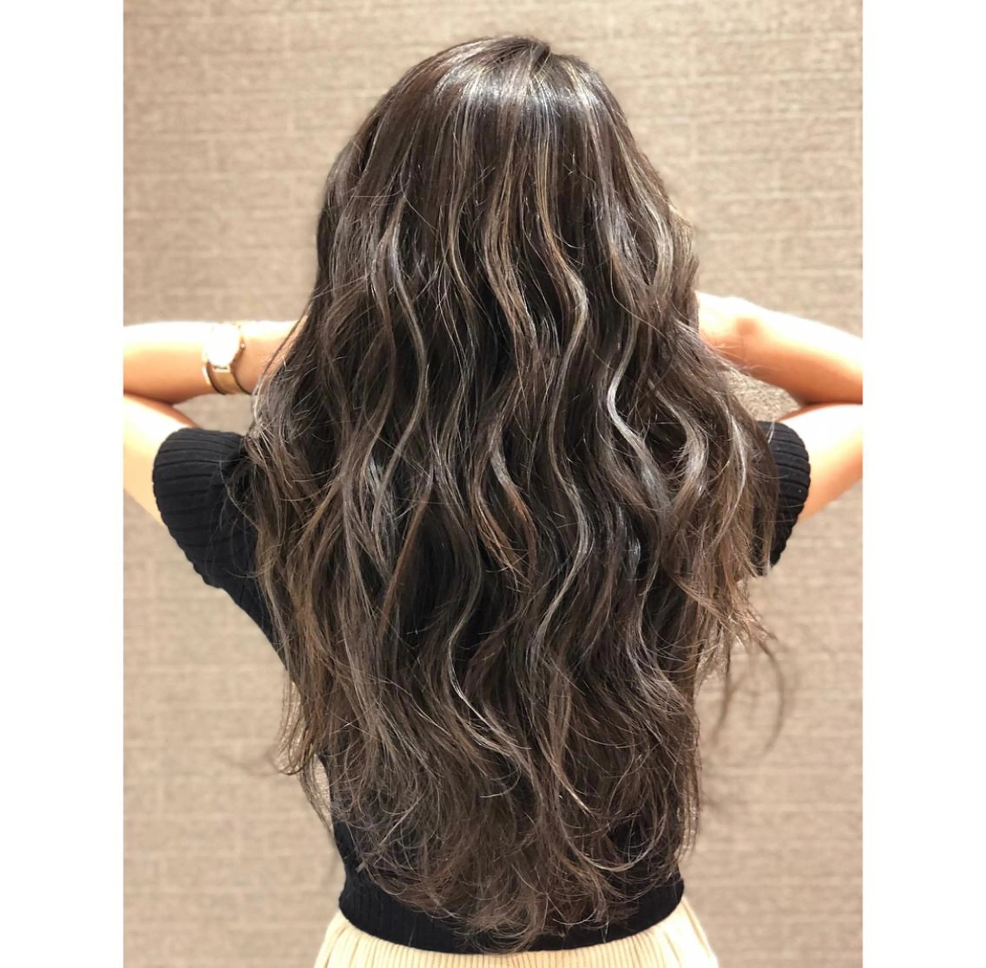 ロング カラー ヘアアレンジ バレイヤージュ デザインカラー グラデーションカラー ハイライトカラー ハイトーンカラー アンドウ ユウ/ レイヤーカット/韓国のヘアスタイル