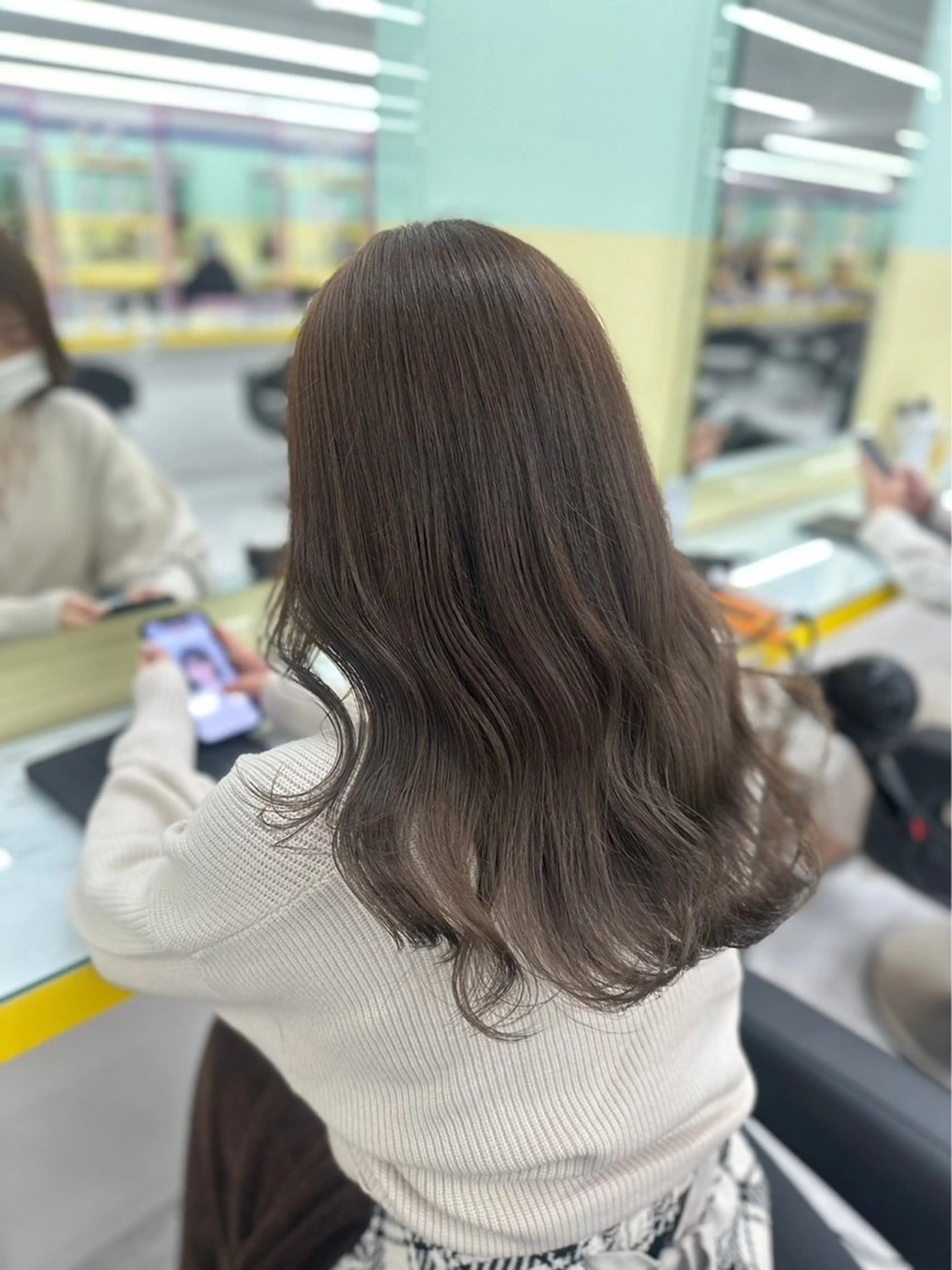 【赤み消したい方】柔らかワンカラー➕オリジナルトリートメント➕ガーリーなコテ巻き仕上げ✨の写真