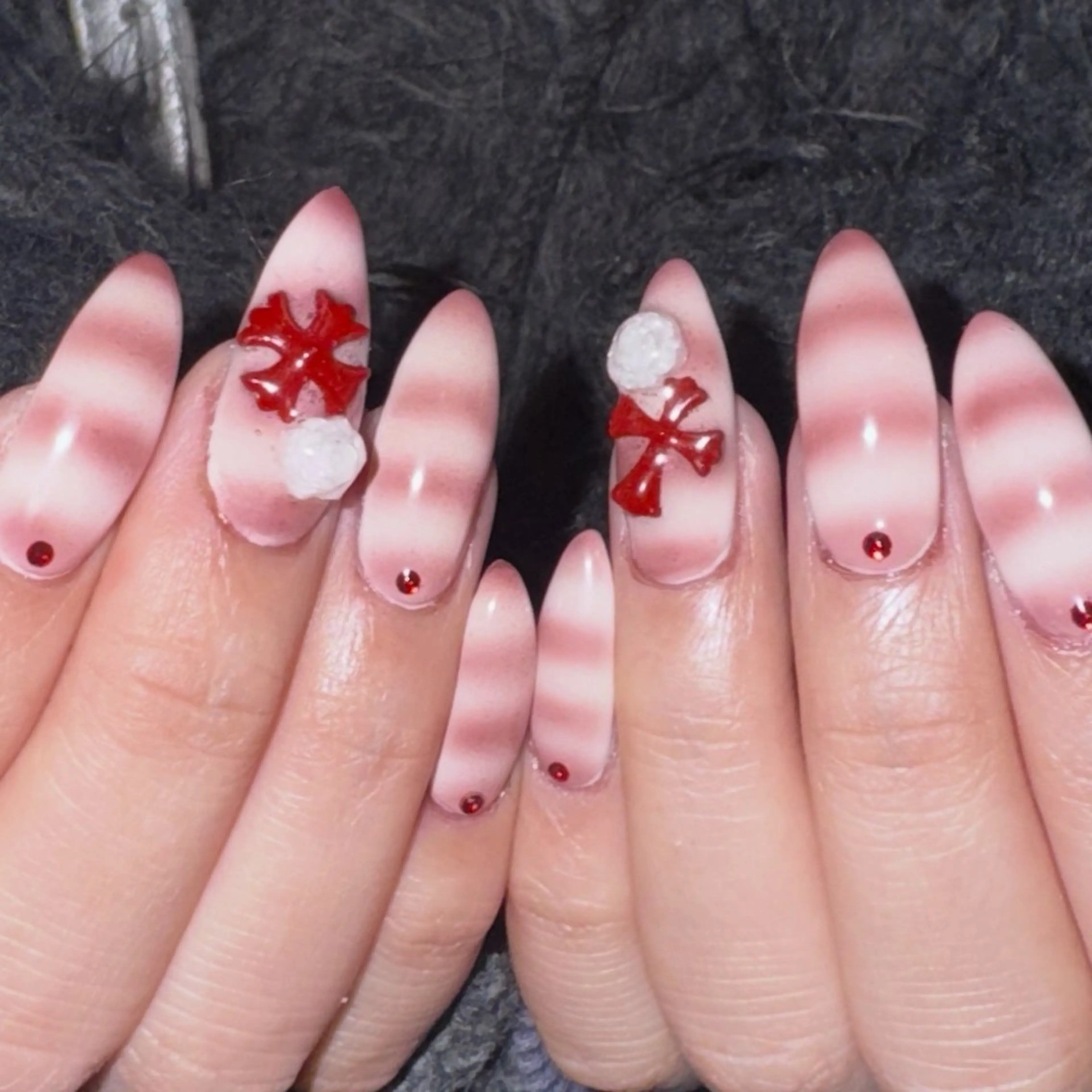 ネイル ハンドネイル One YUKIMIのネイルデザイン