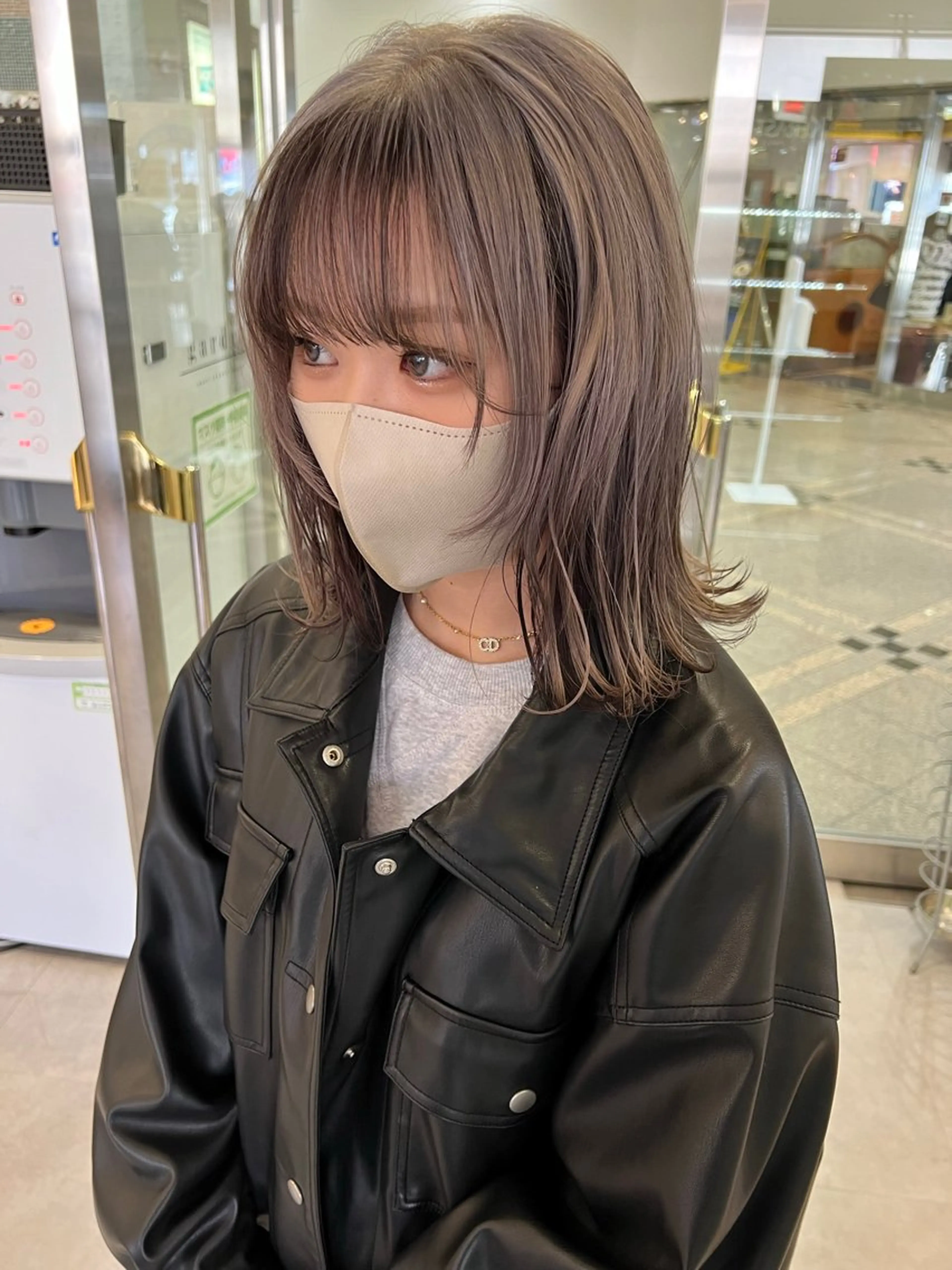 ミディアム カラー ミストバング  フェイスフレーミング インナーカラー 透明感カラー／ 髪質改善／ボブ／中山のヘアスタイル