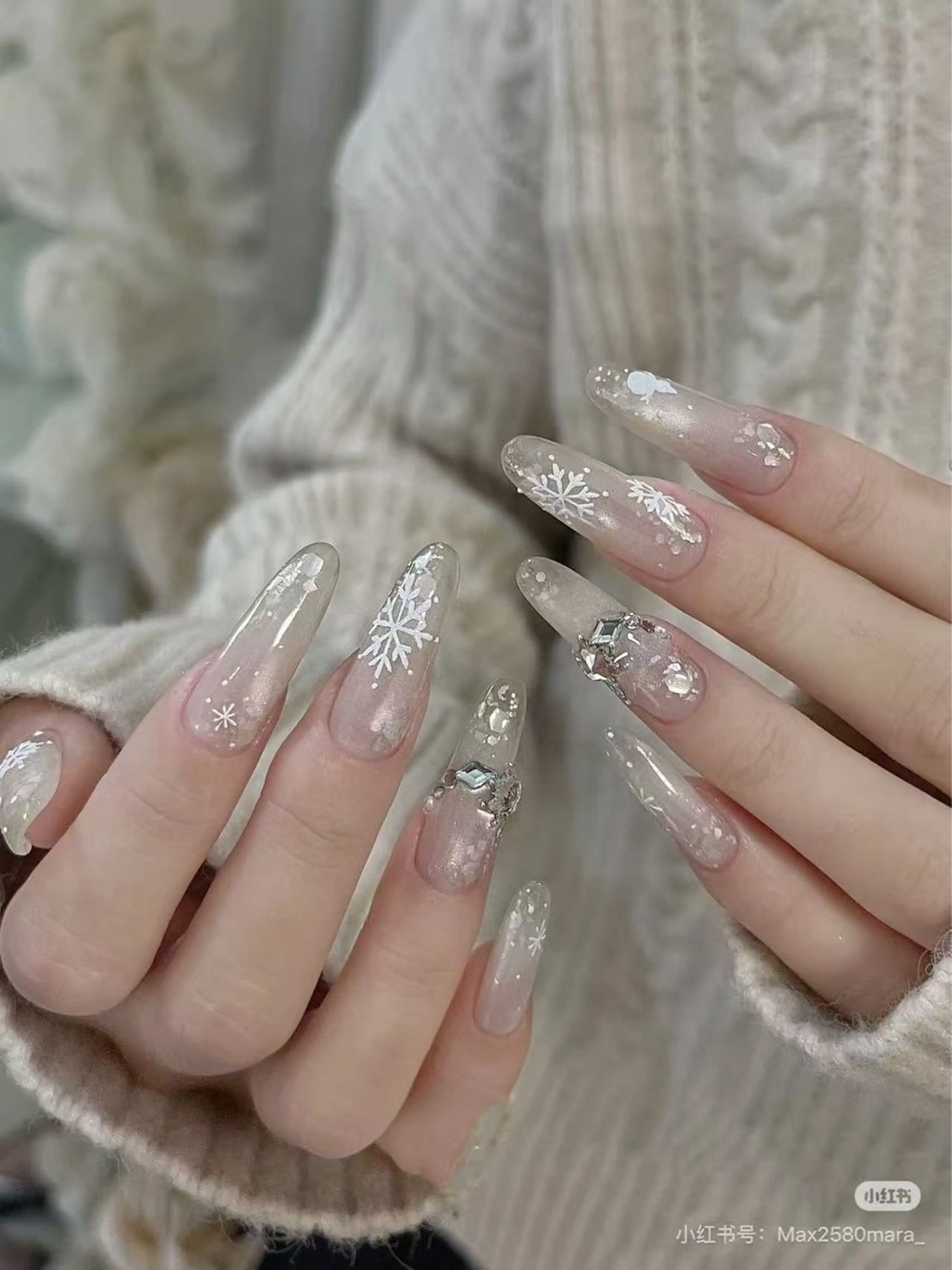 ネイル アートネイル 韓国ネイル 持ち込み ニュアンスネイル ワンカラーネイル ハンドネイル ハンドケア イブ ネイリのネイルデザイン