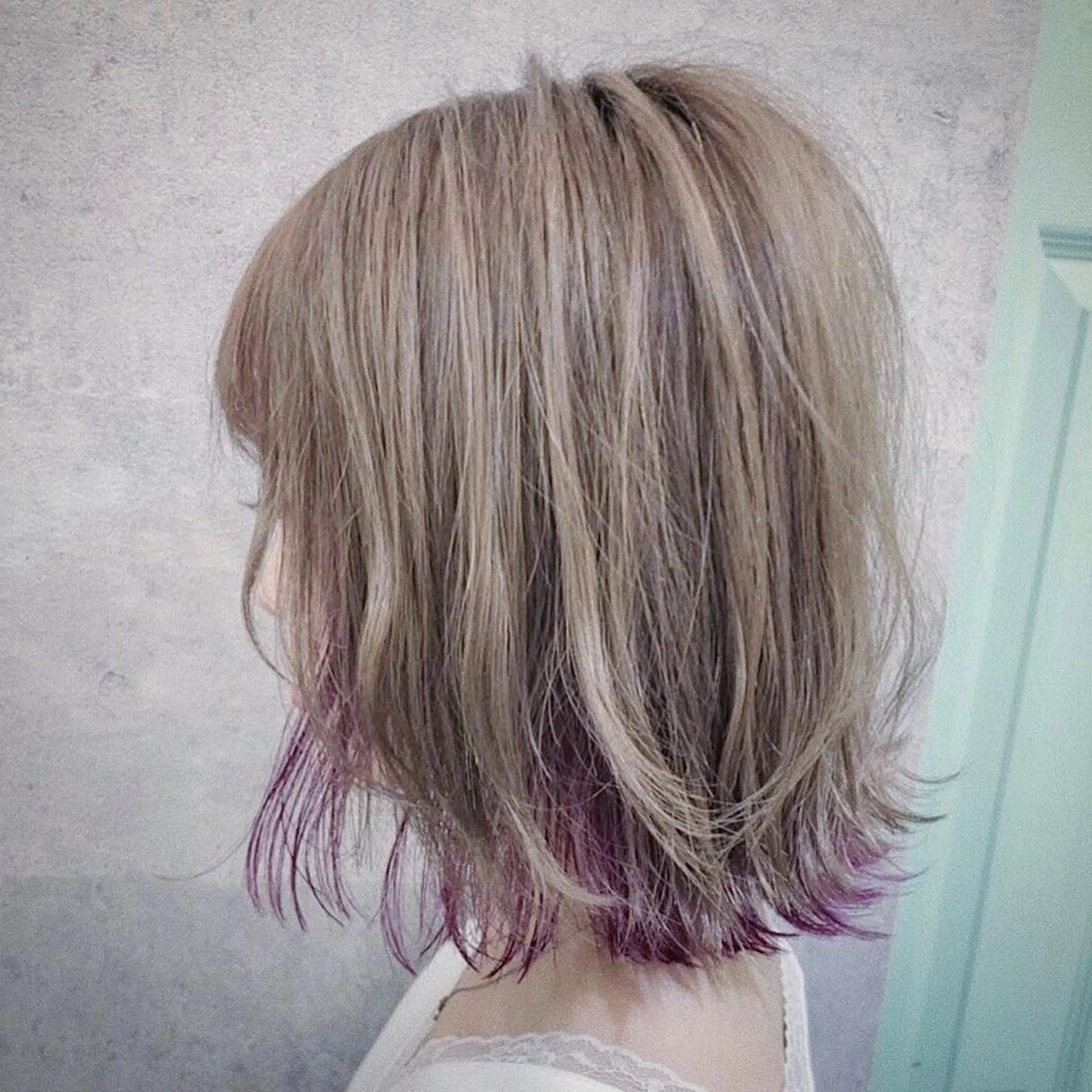ミディアム カラー インナーカラー パープルカラー LATTE所属・𝑺𝒂𝒌𝒊 🩶マンツーマン施術のヘアスタイル