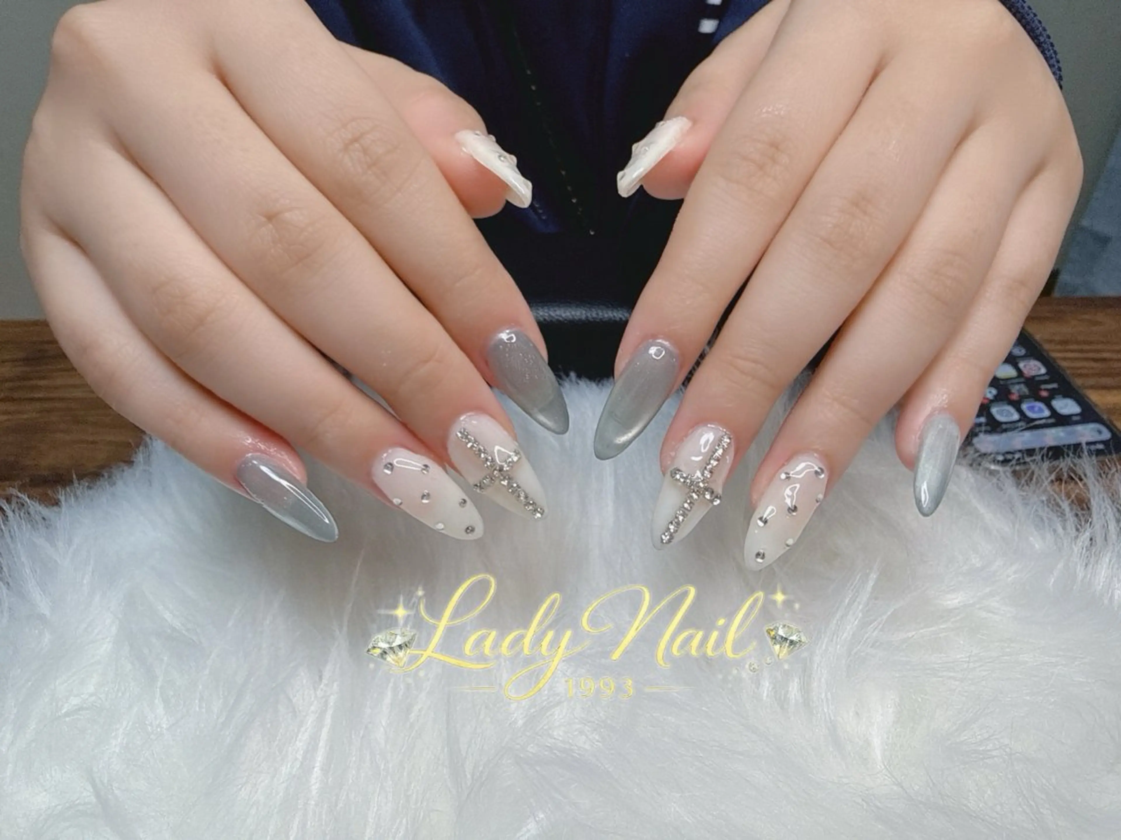 ネイル ハンドネイル Lady Nails 1993所属・タナカ フォンのネイルデザイン