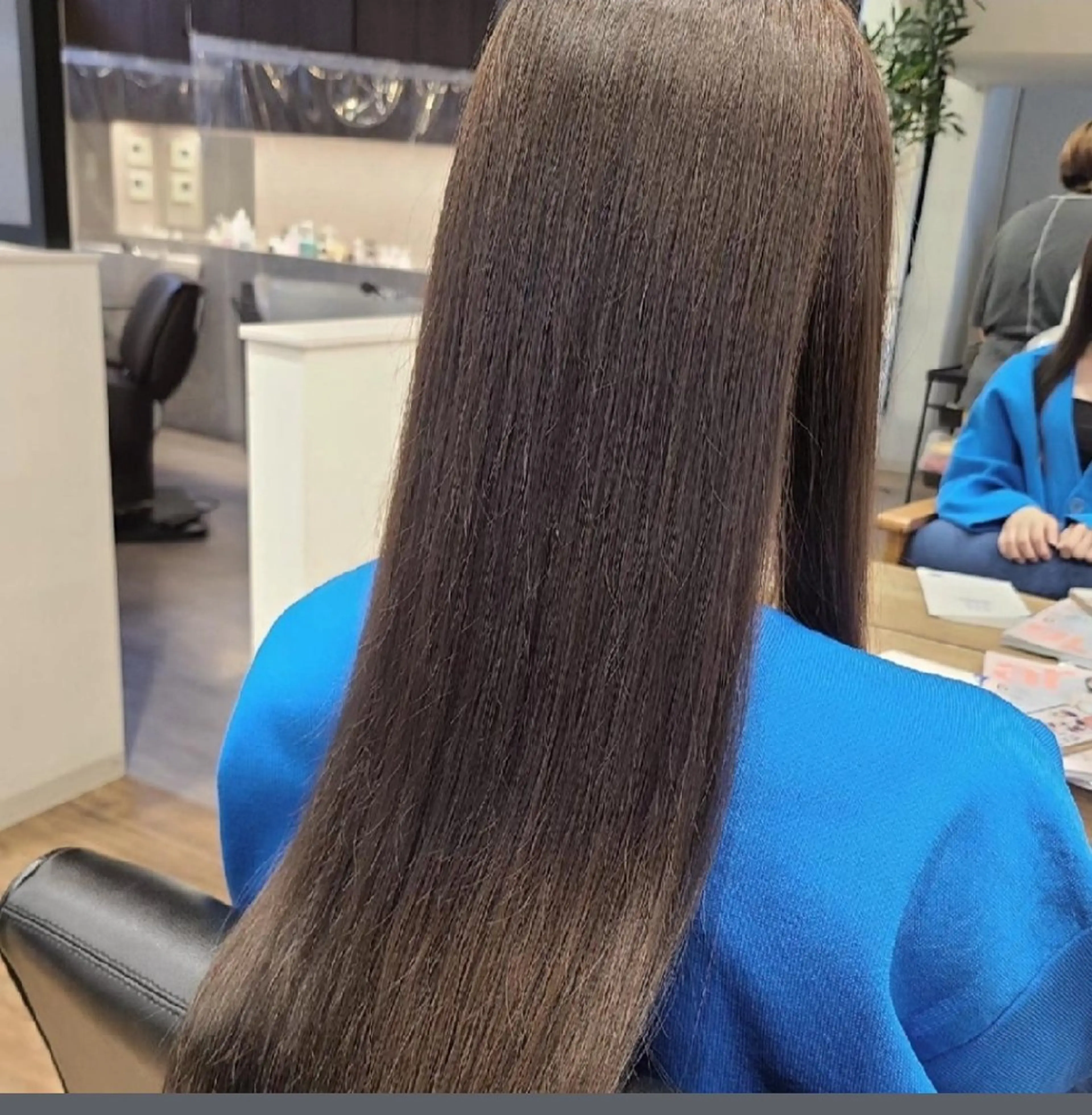 ロング カラー 縮毛矯正 トリートメント 関口 友菜のヘアスタイル