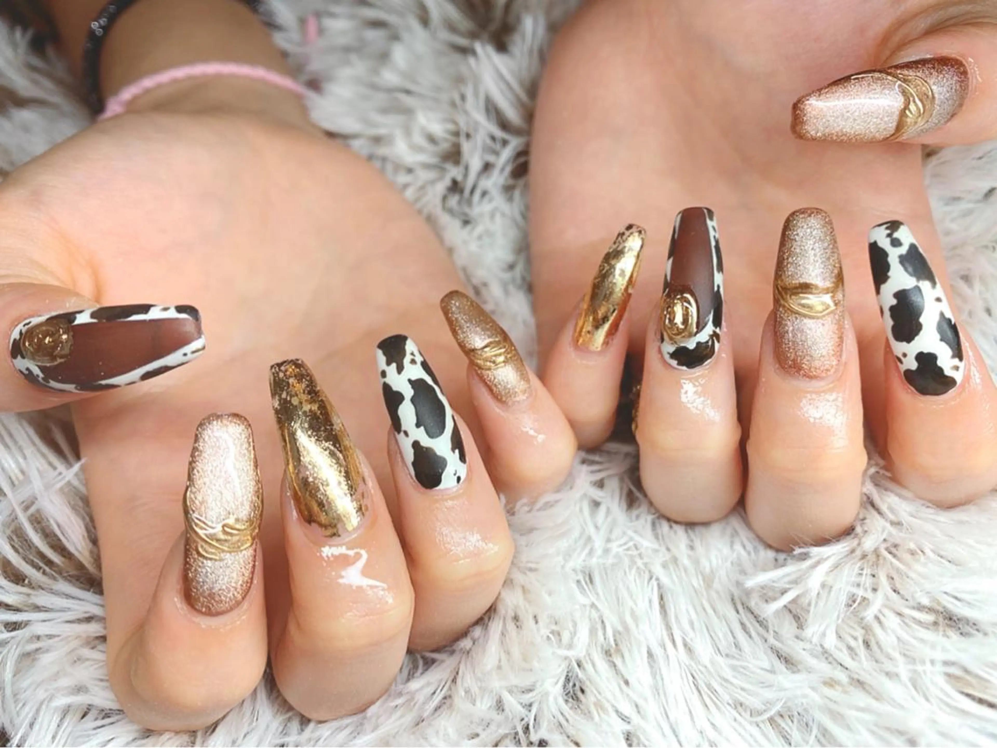 ネイル Li'leaNail AINAのネイルデザイン