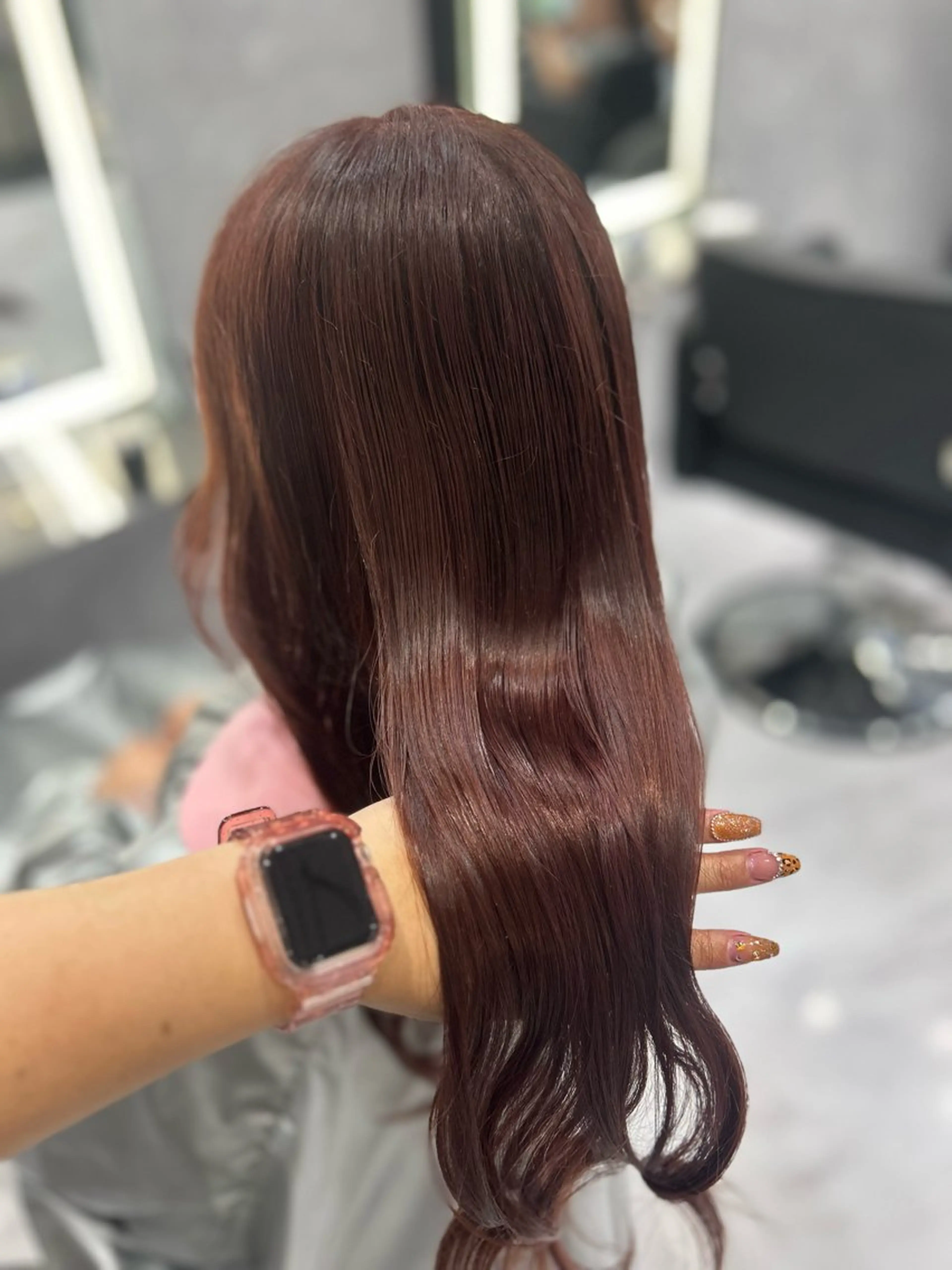 ロング ピンクブラウン CS made by SHACHU 栄所属・森下 ゆきなのヘアスタイル