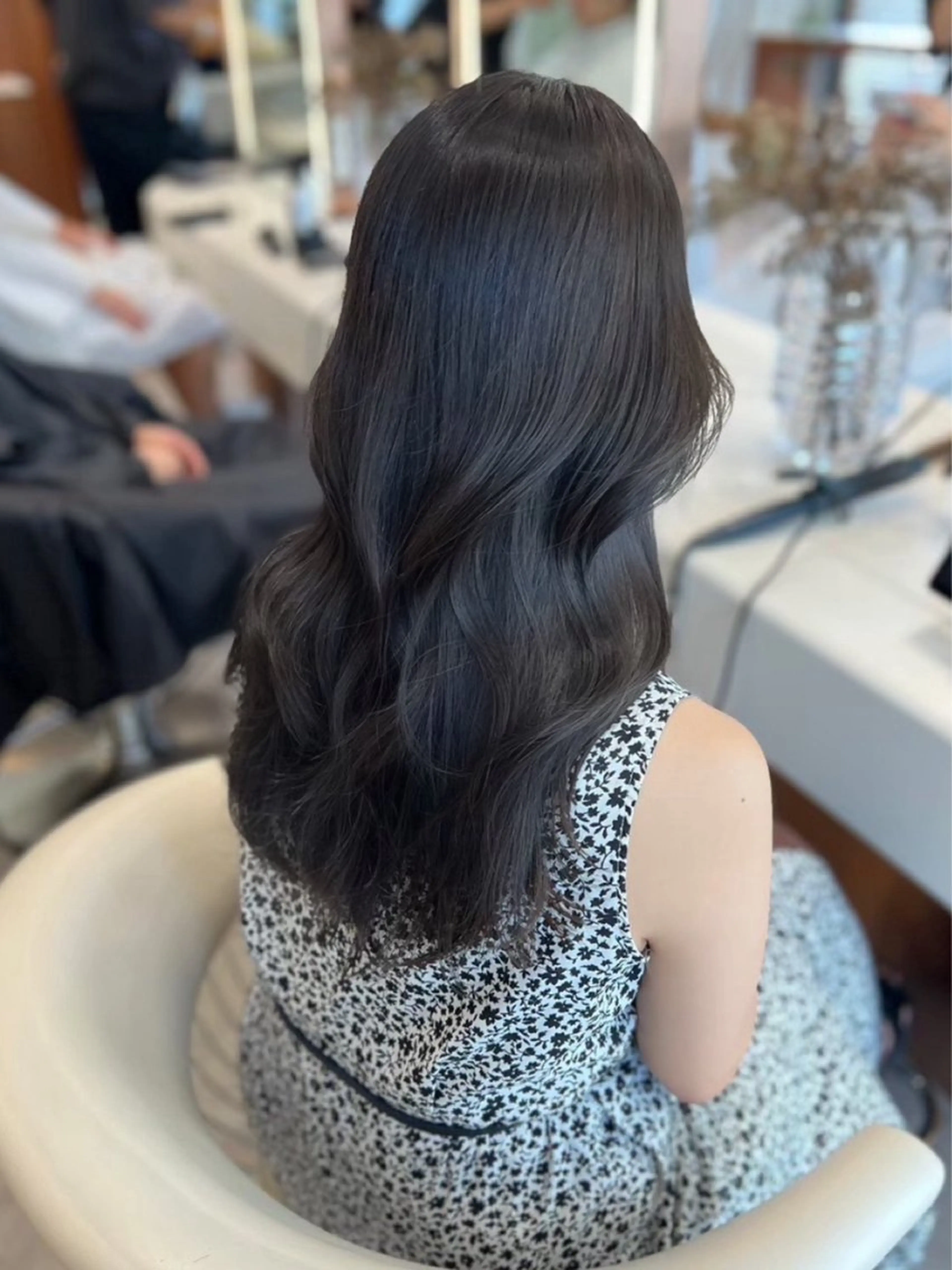 ロング カラー レイヤー/ベージュ ヒヨリ/渋谷のヘアスタイル