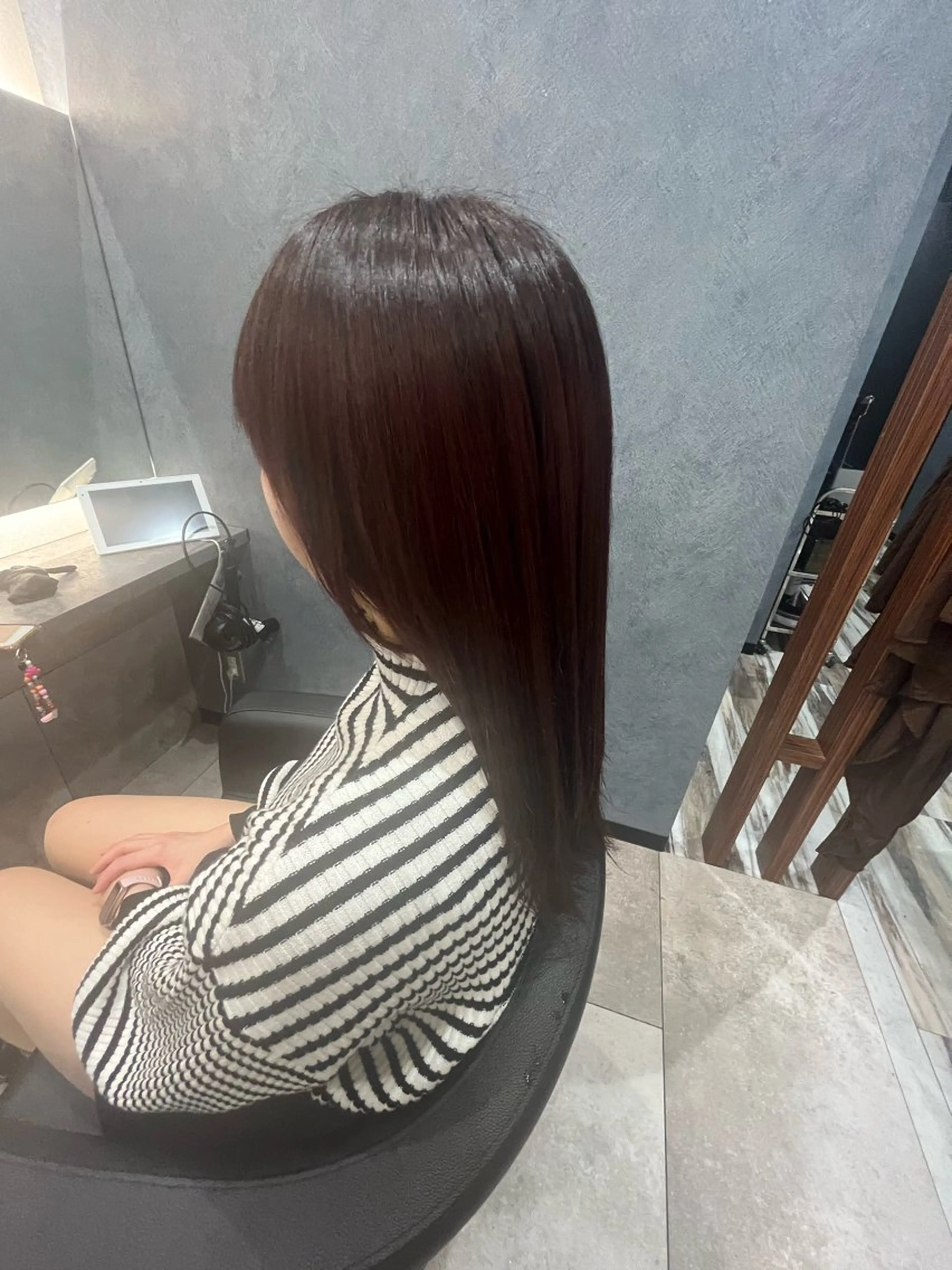 セミロング HAIR＆MAKE EARTH 秋田仁井田店所属・伊藤 美紀子のヘアスタイル