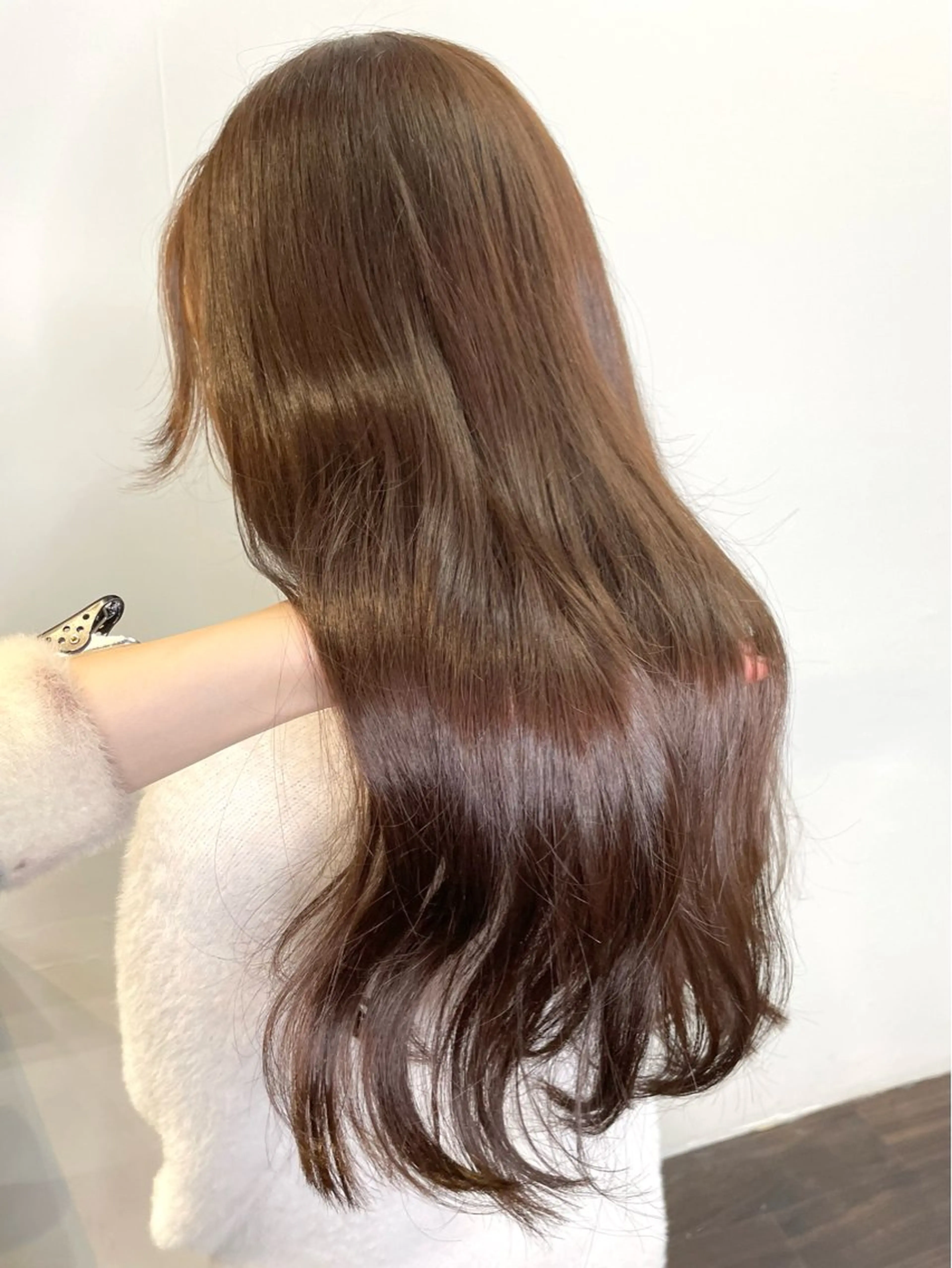 ロング カラー ヘアアレンジ アッシュ ベージュカラー ブリーチ 透明感カラー ダブルカラー カット ヘアカラー トリートメント maoブリーチ無し 似合わせカラーのヘアスタイル