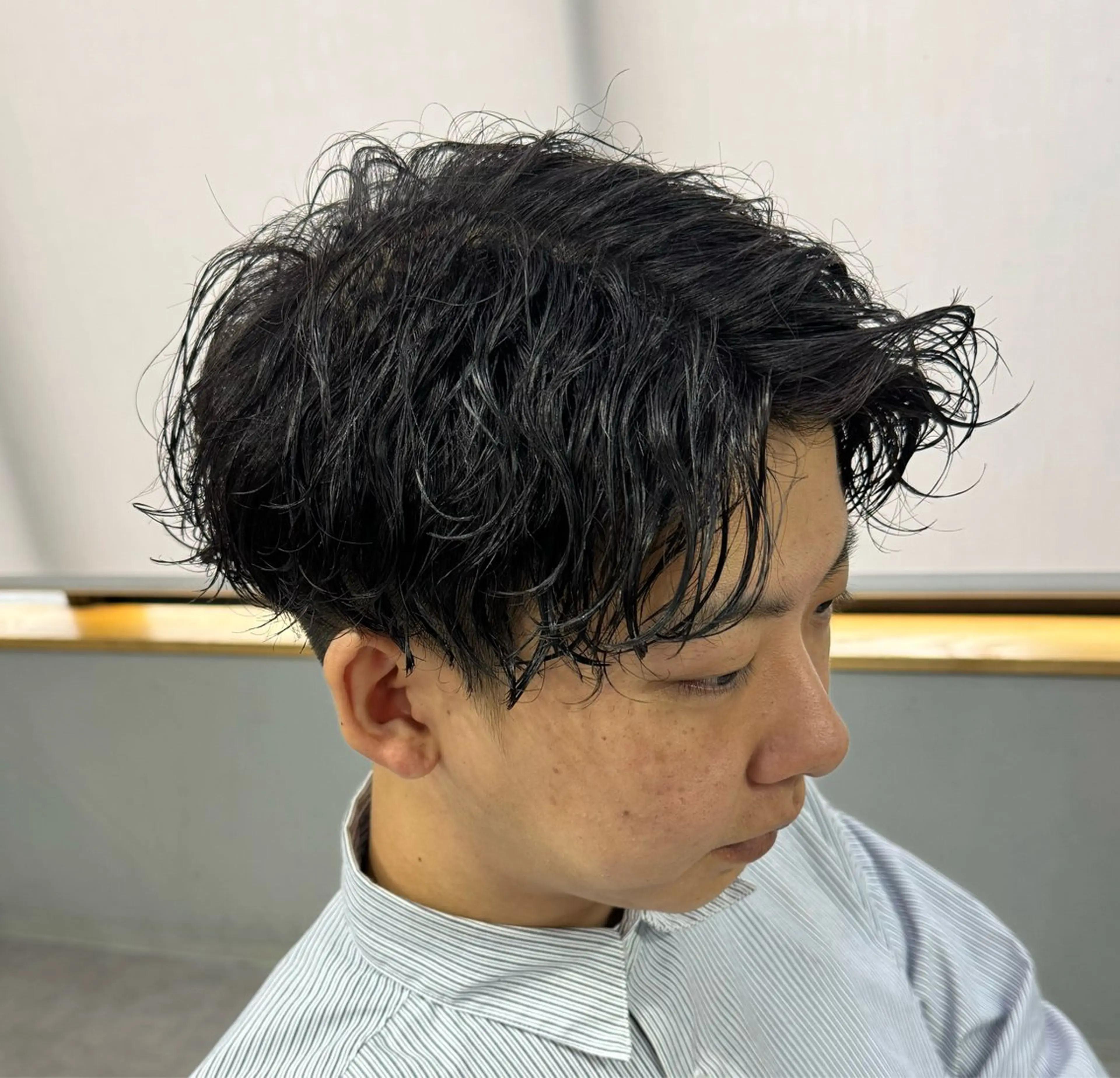 パーマ メンズ 金子勇希🔥パーマ 比率90%以上🔥のヘアスタイル