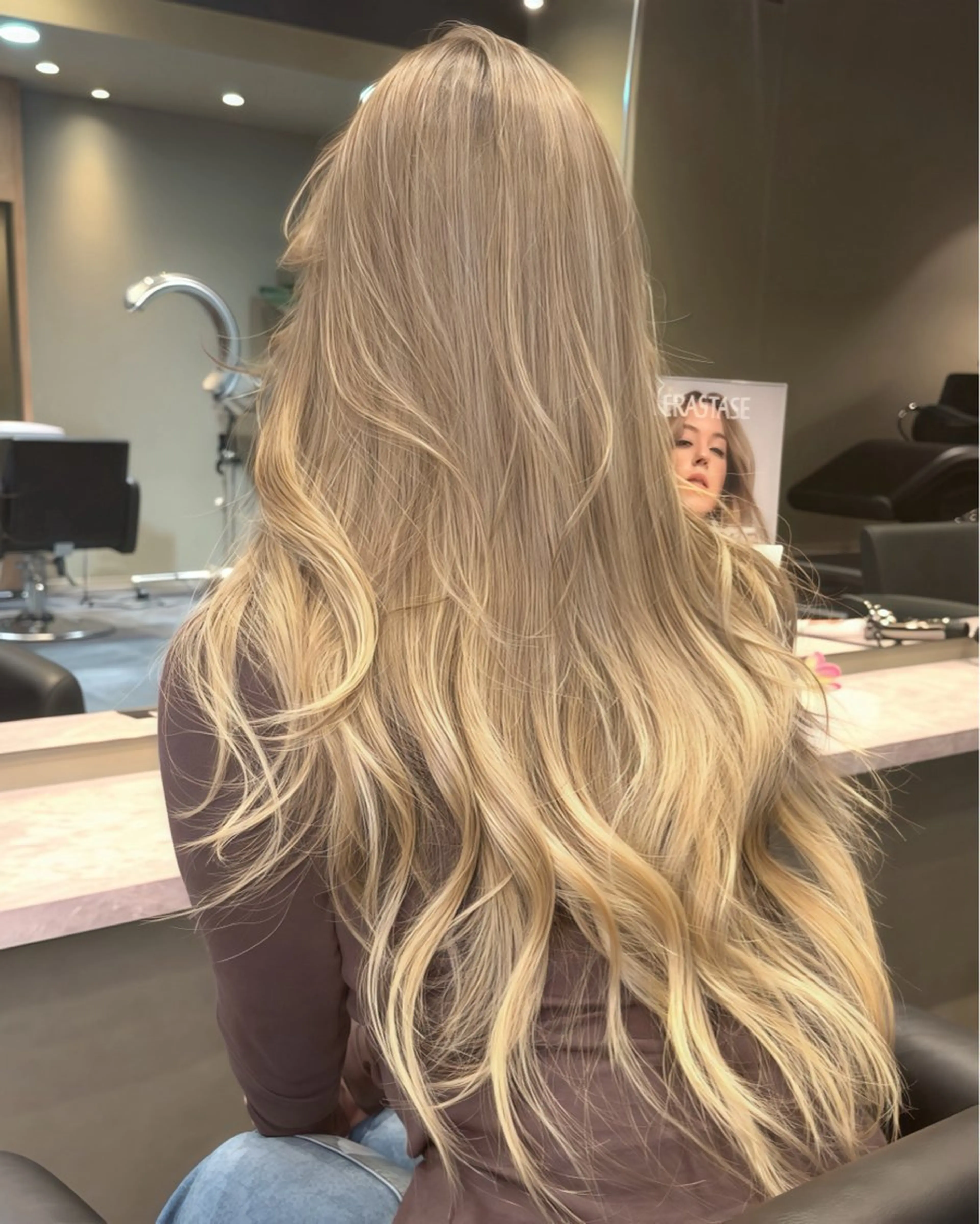 ロング カラー ヘアカラー 🇺🇸海外デザイン iCON TOKYOのヘアスタイル